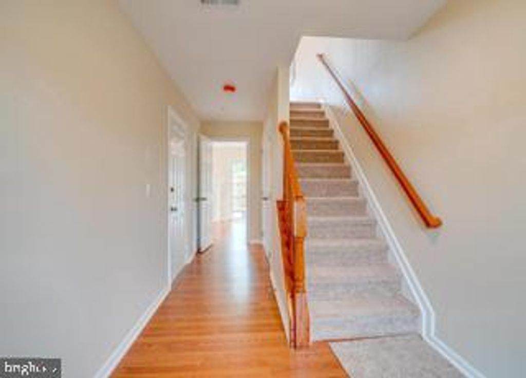 Photo of 301 ATWATER DR, ANNAPOLIS, MD 21401 (MLS # MDAA2067398)