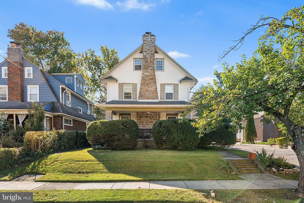 Photo of 316 Lincoln Avenue, LANSDOWNE, PA 19050 (MLS # PADE2101924)