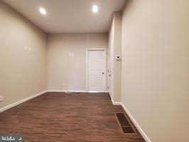 KENSINGTON - Residential Lease