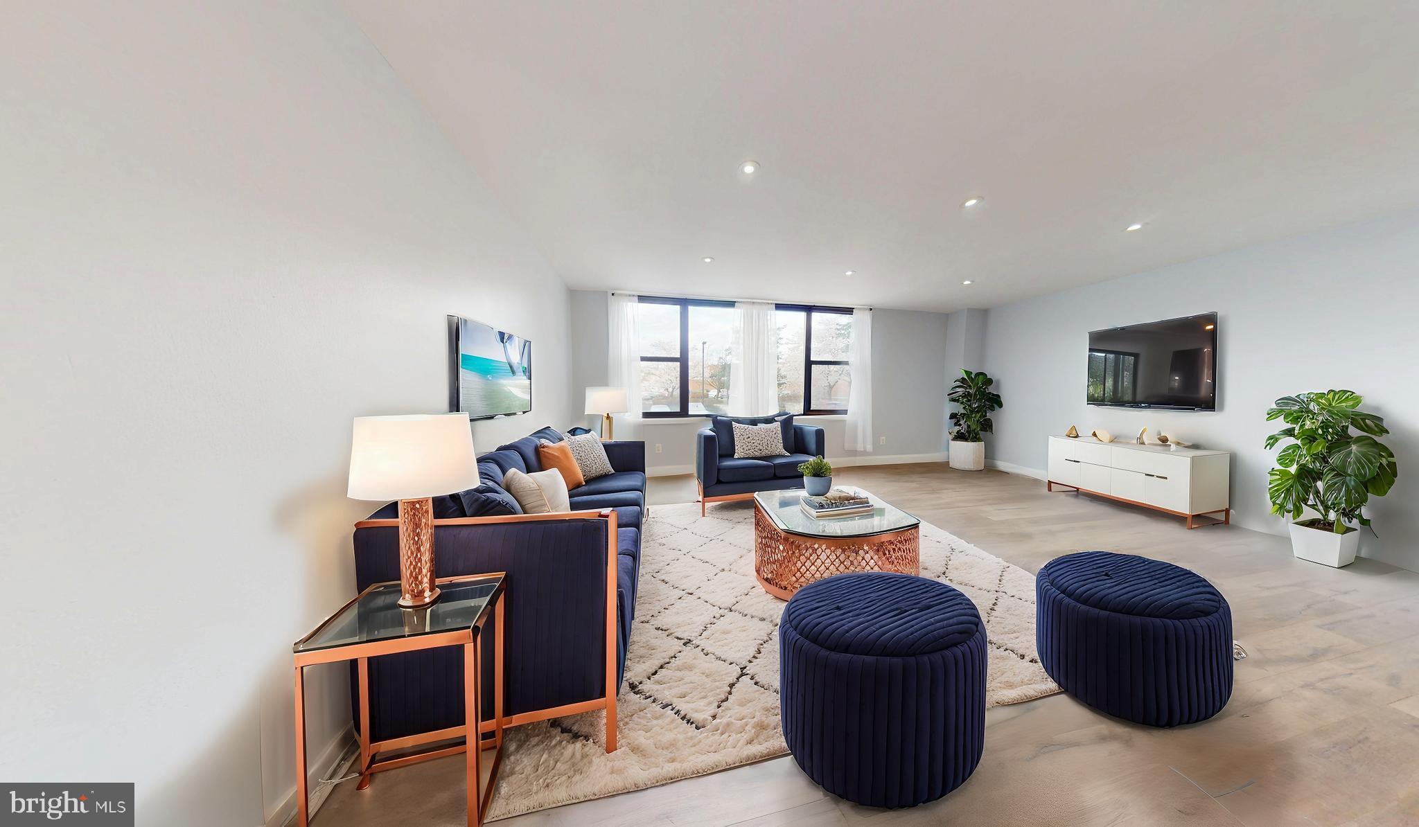 FORTY SIX HUNDRED - Residential