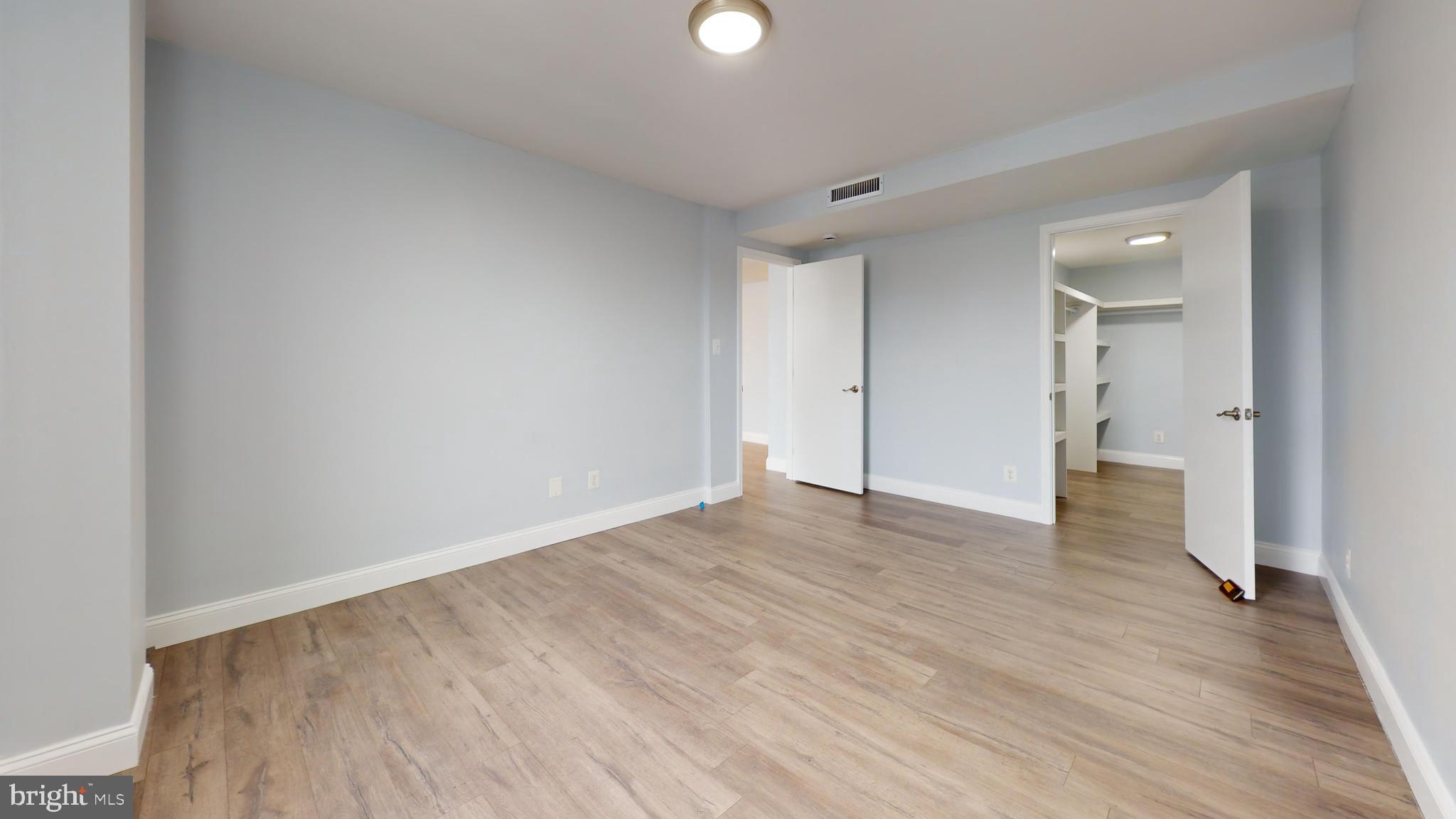 FORTY SIX HUNDRED - Residential