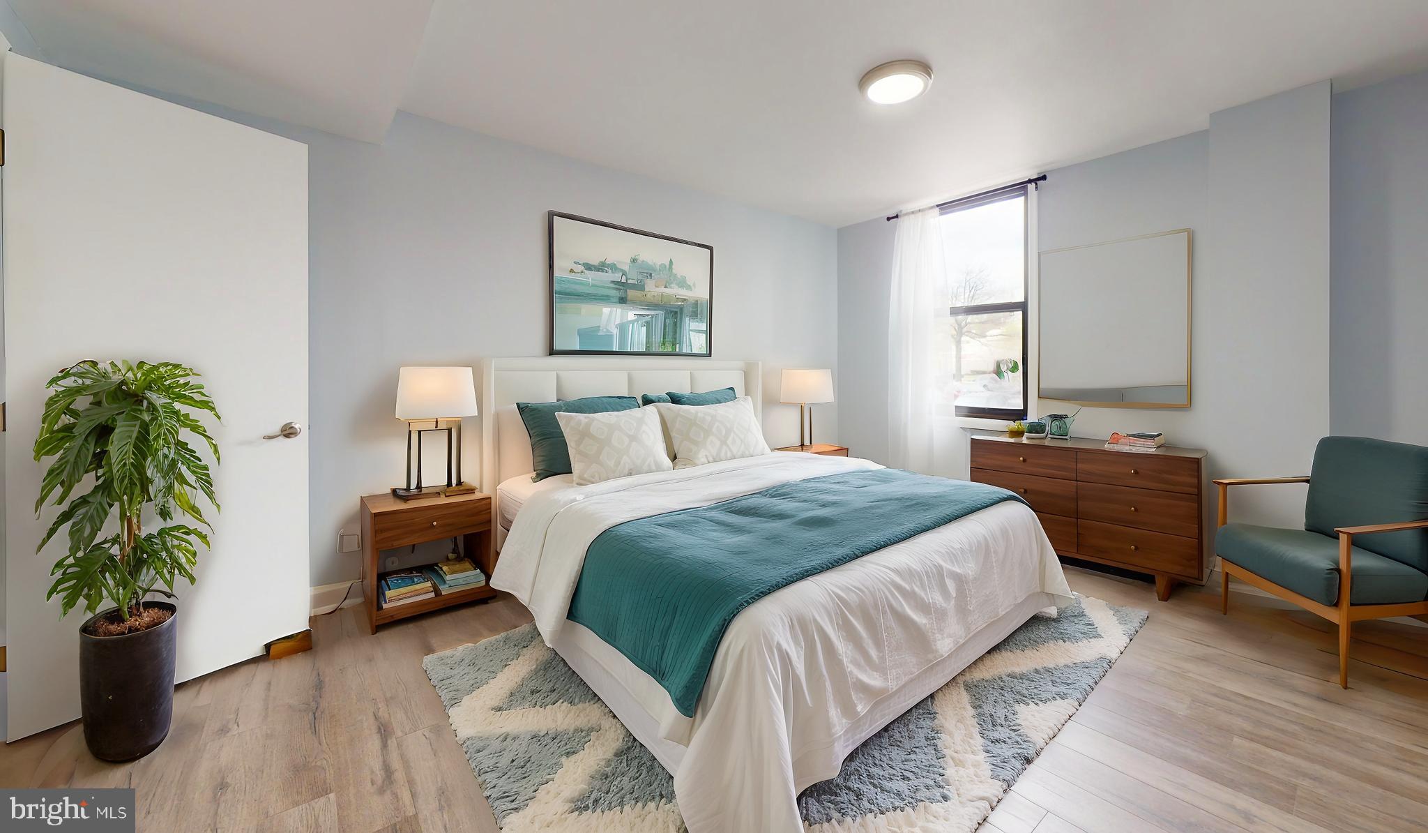 FORTY SIX HUNDRED - Residential