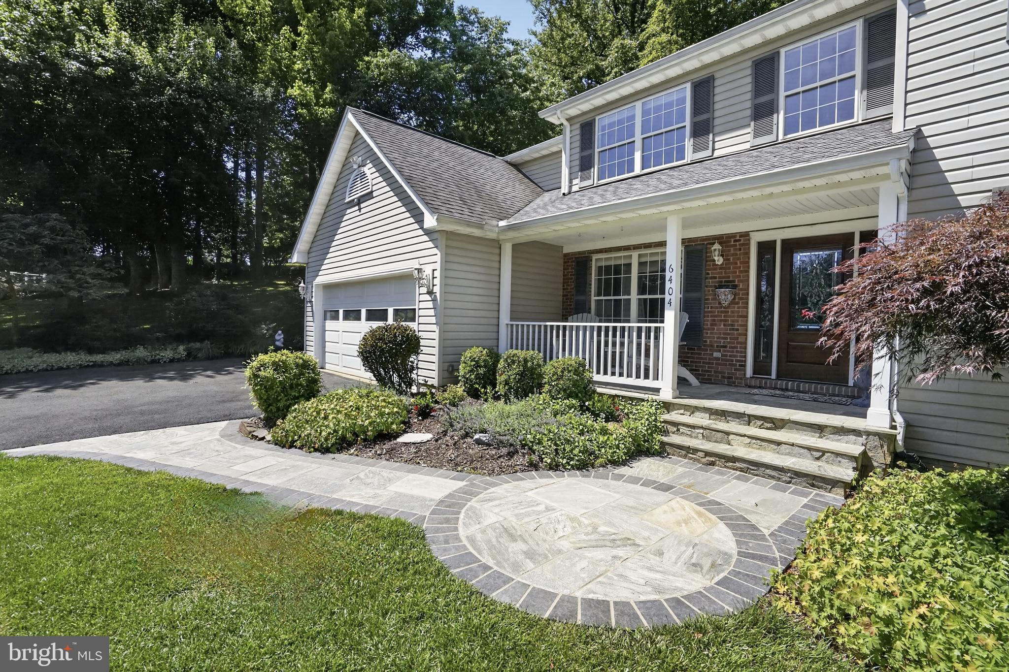 6404 COTSWOLD WAY