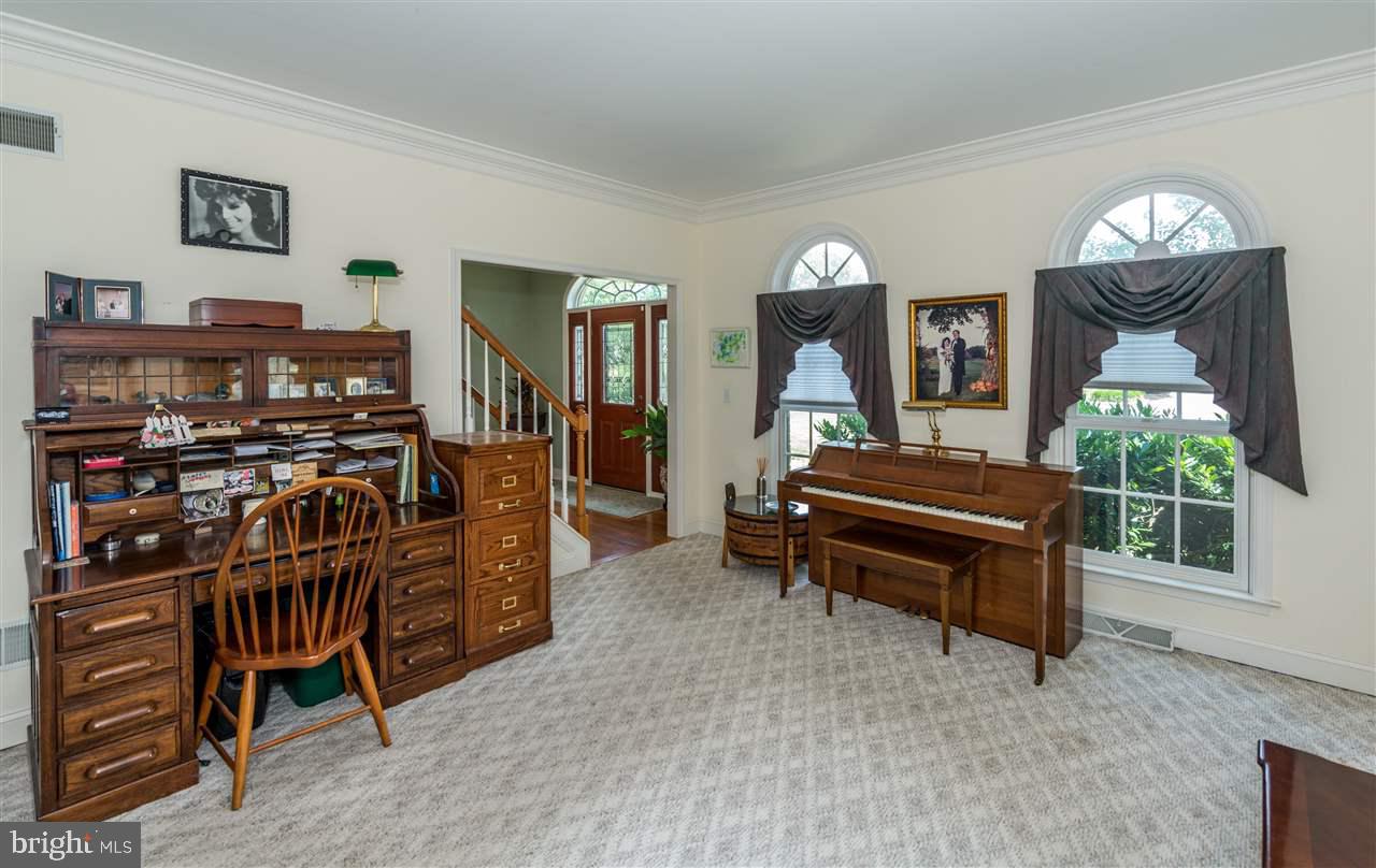 BARRINGTON - Residential