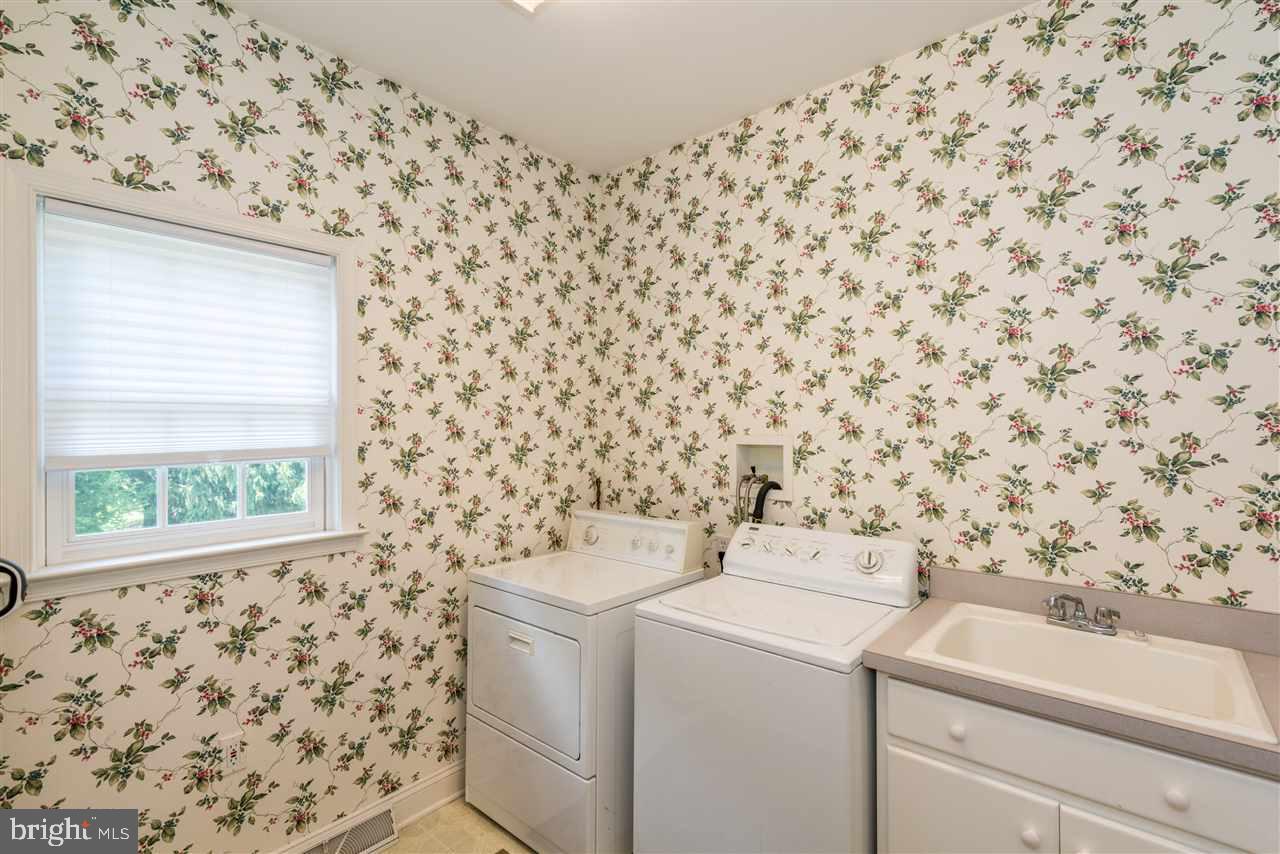 BARRINGTON - Residential