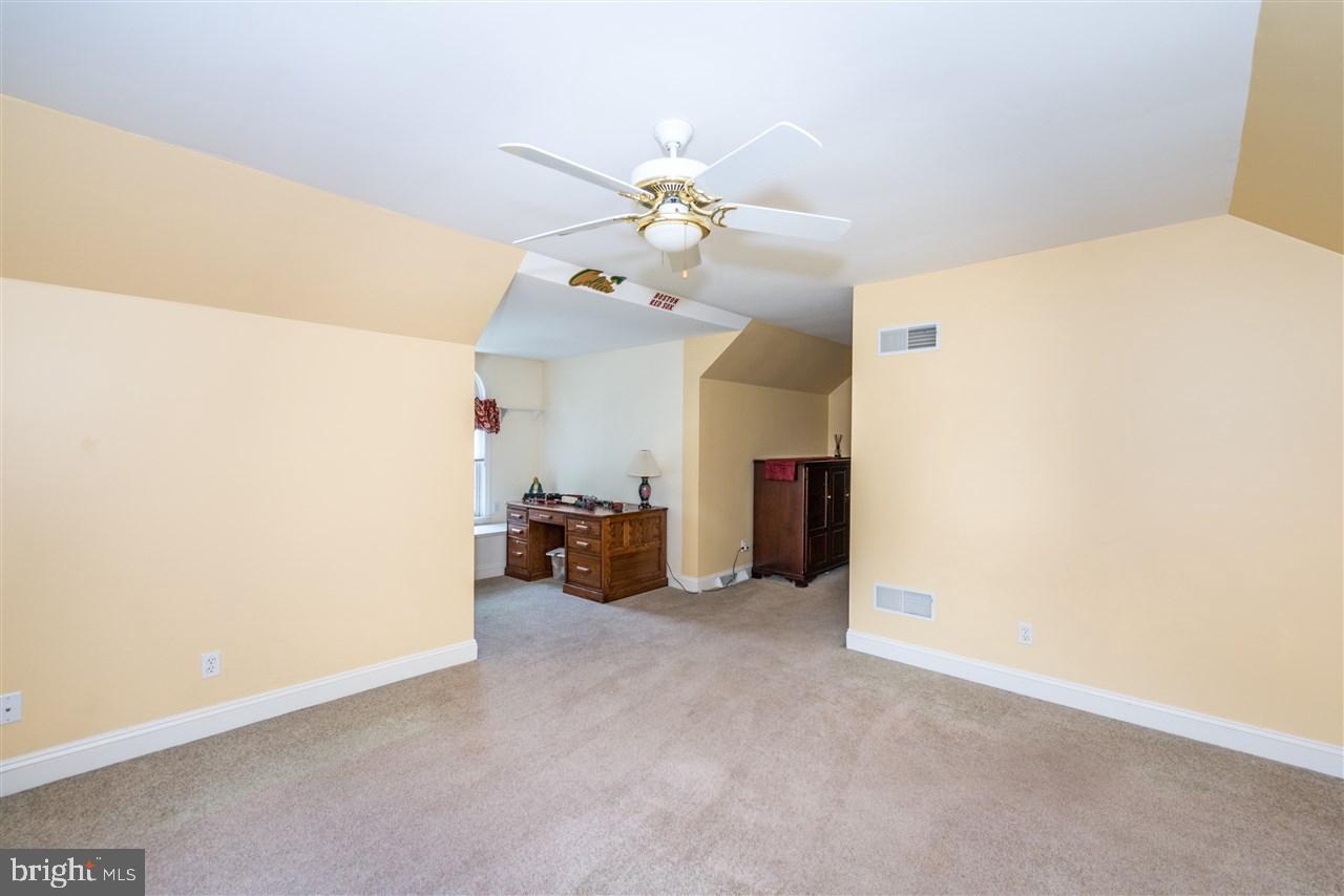 BARRINGTON - Residential