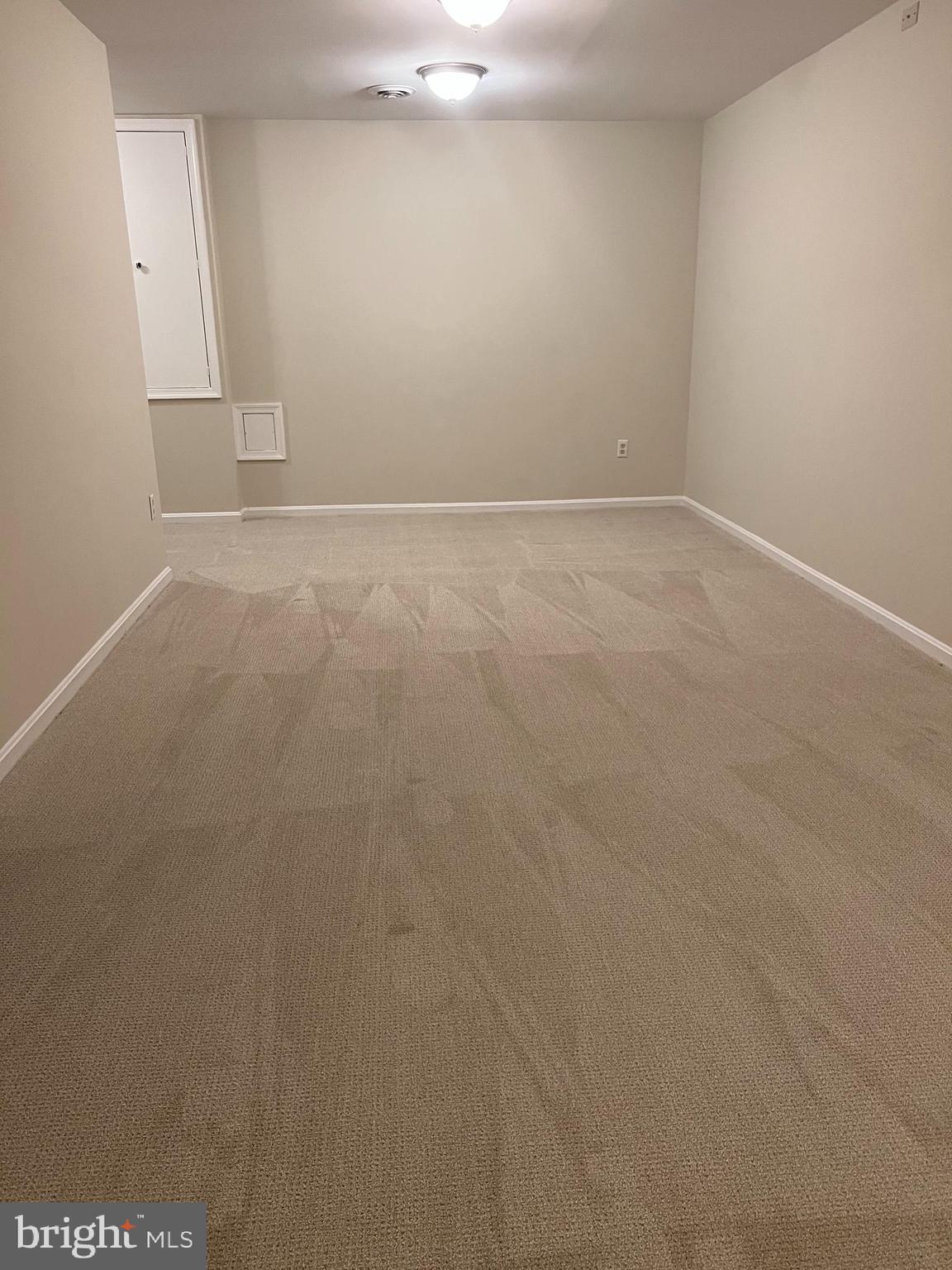 LONGMEAD - Residential Lease