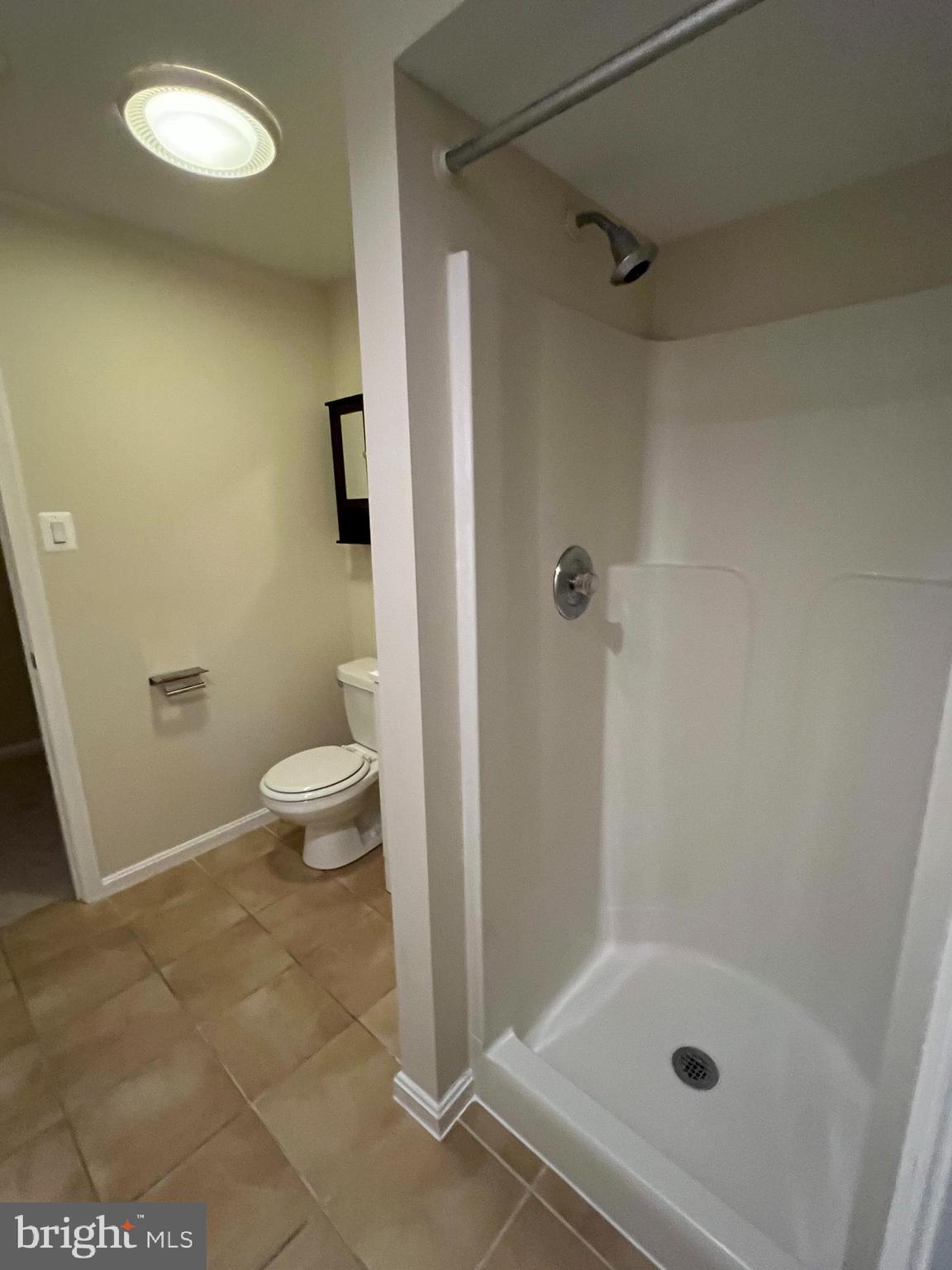 LONGMEAD - Residential Lease