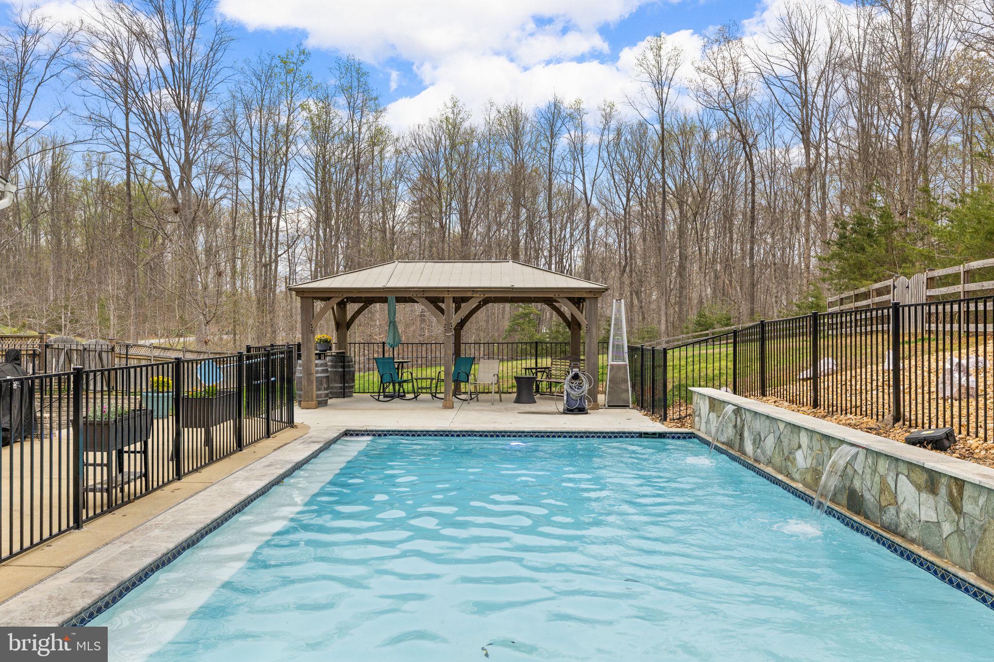 STAFFORD ESTATES - Residential