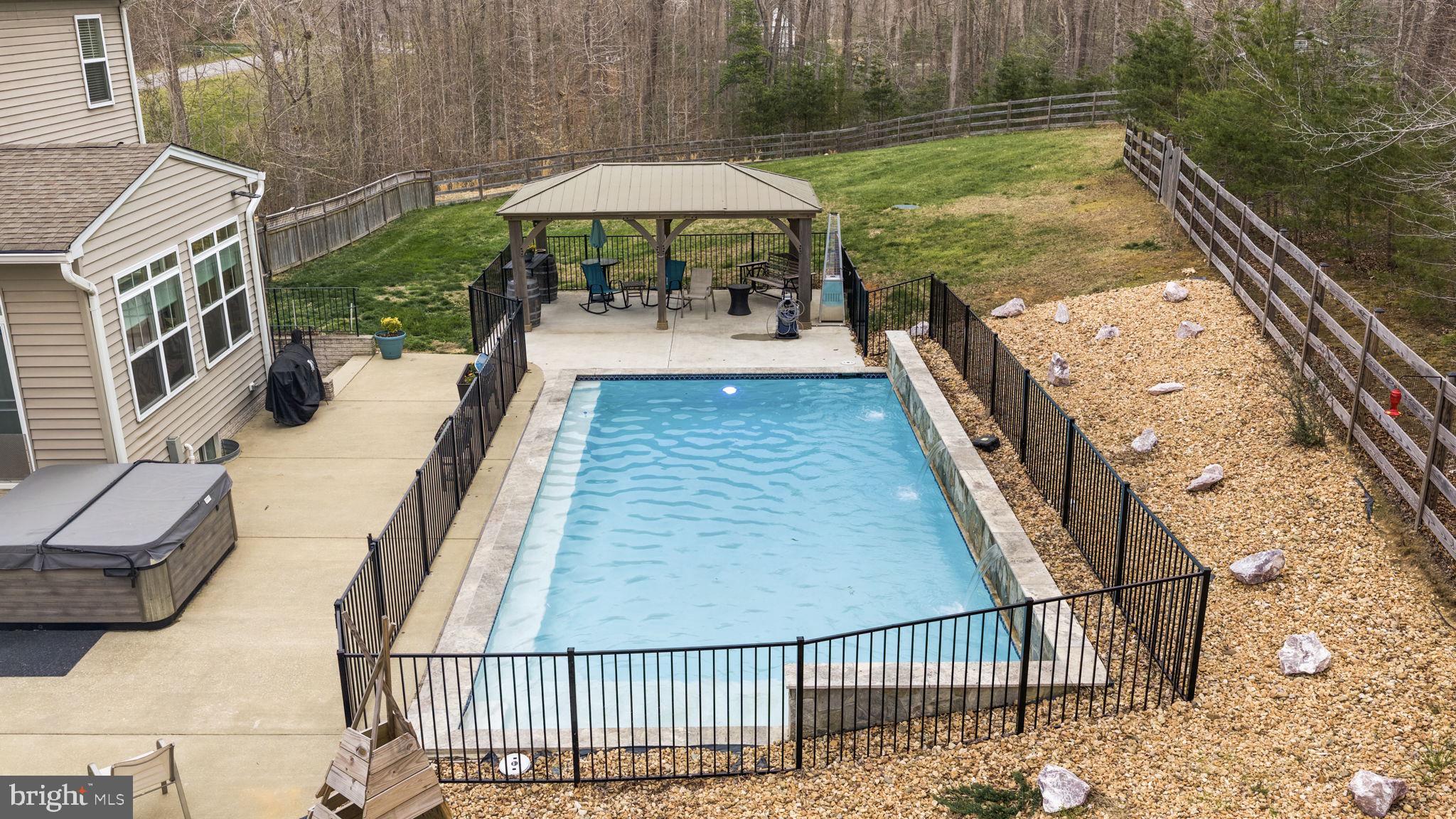 STAFFORD ESTATES - Residential