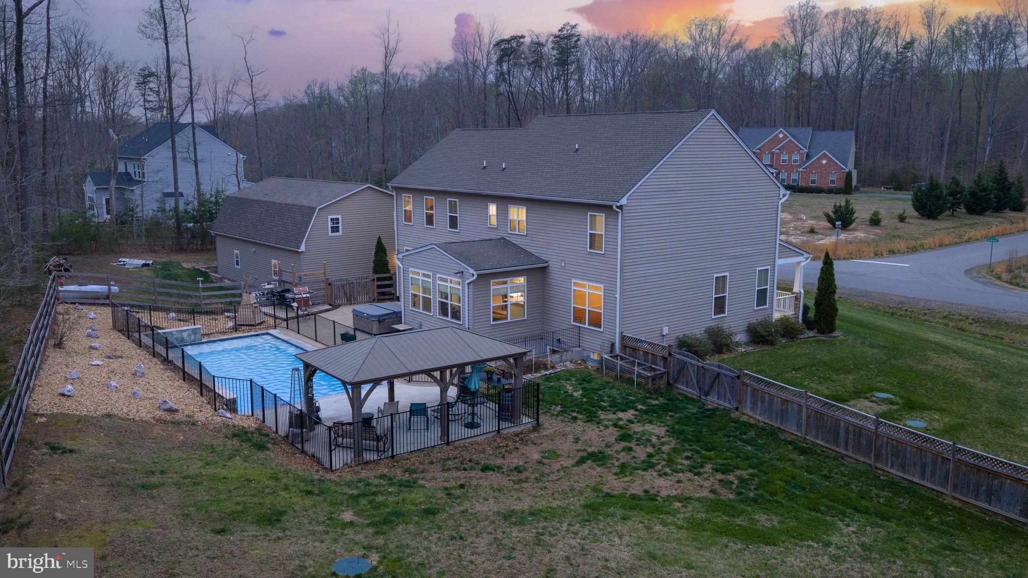 STAFFORD ESTATES - Residential