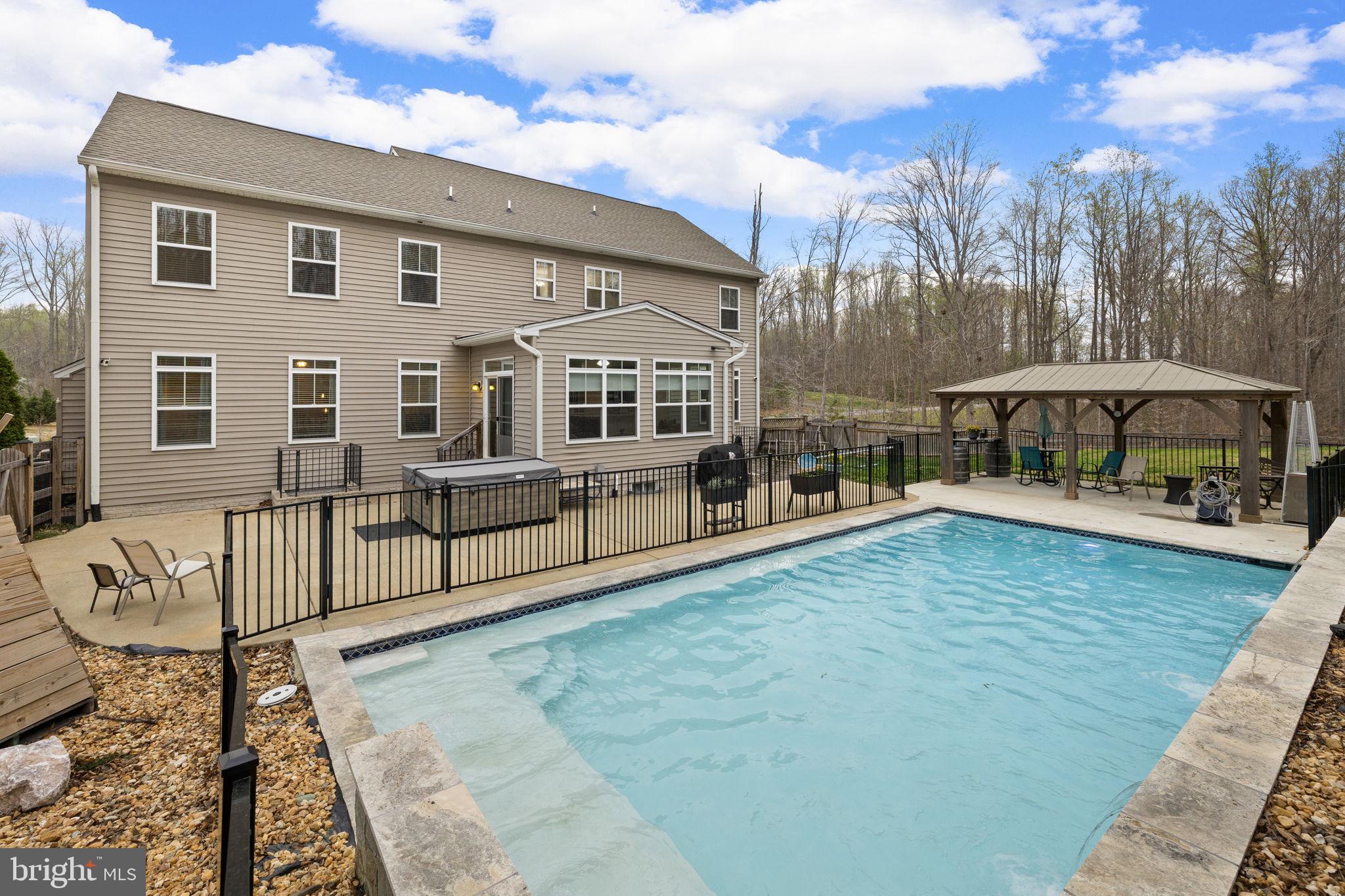 STAFFORD ESTATES - Residential