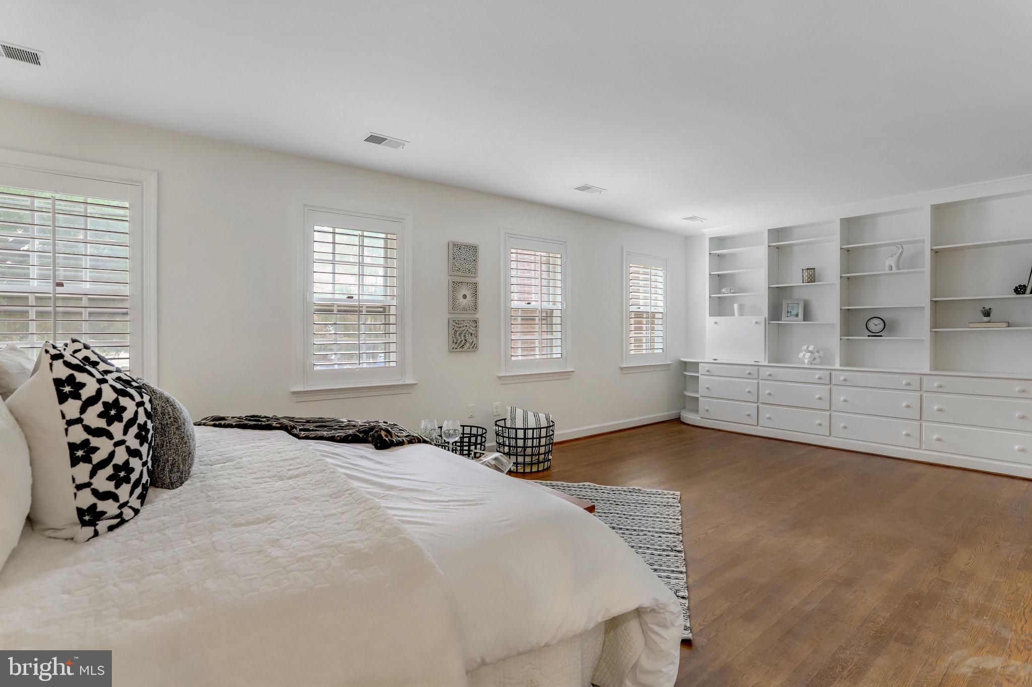 RIXEY VIEW - Residential