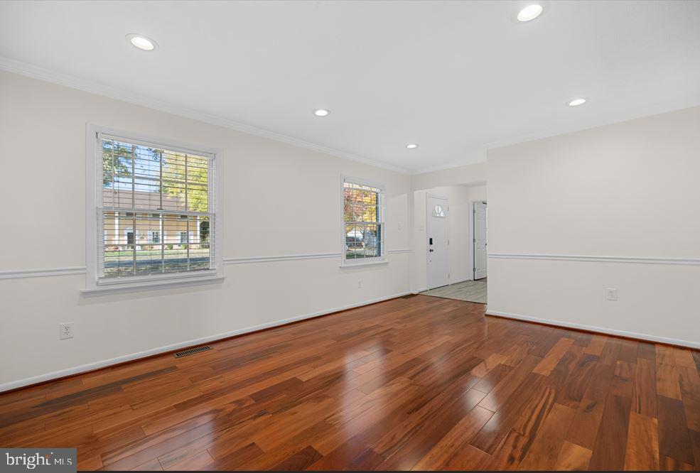 BROOKFIELD - Residential Lease