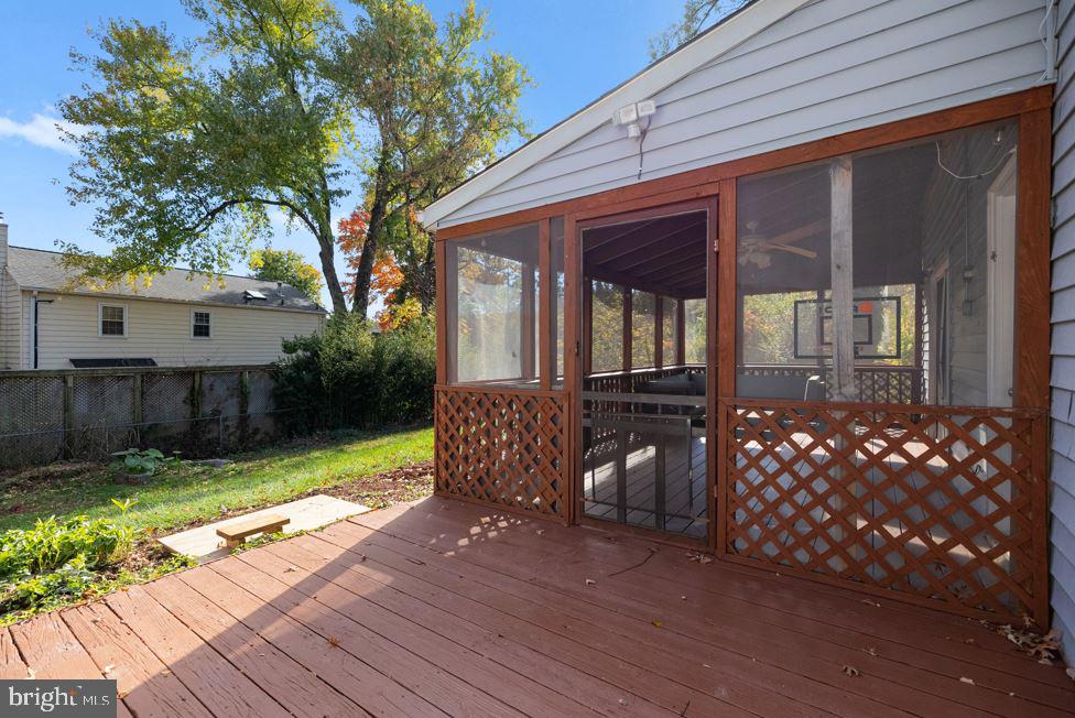 BROOKFIELD - Residential Lease