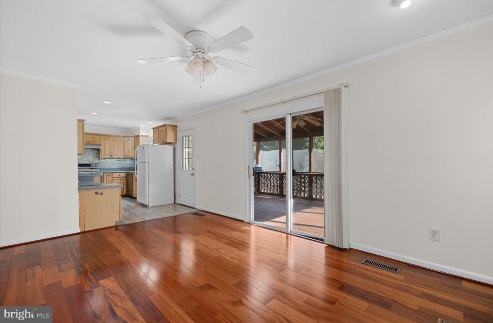 BROOKFIELD - Residential Lease