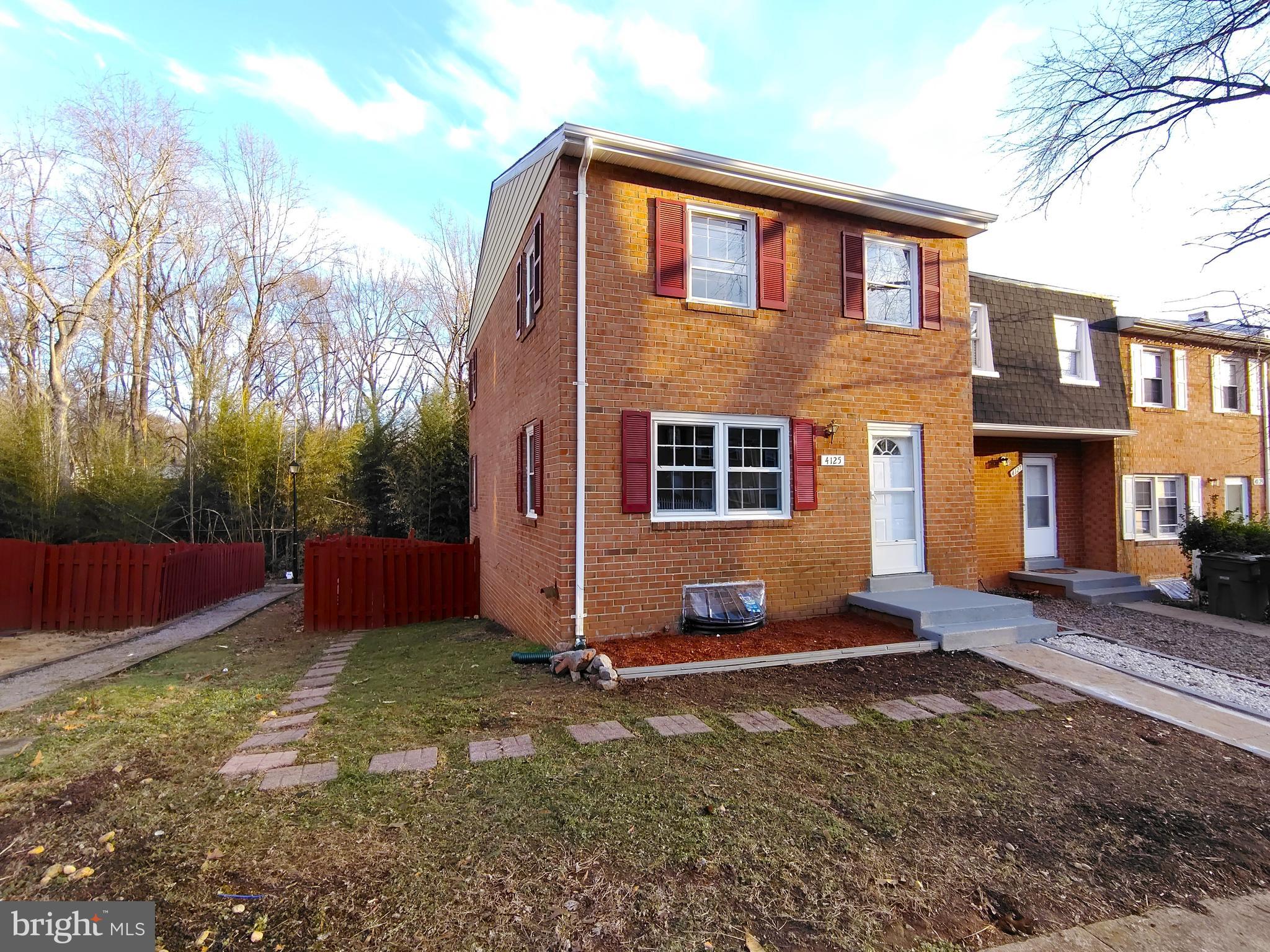 DALE CITY - Residential