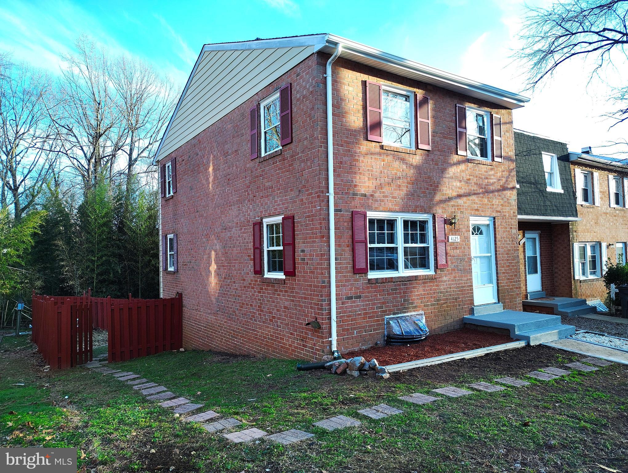 DALE CITY - Residential