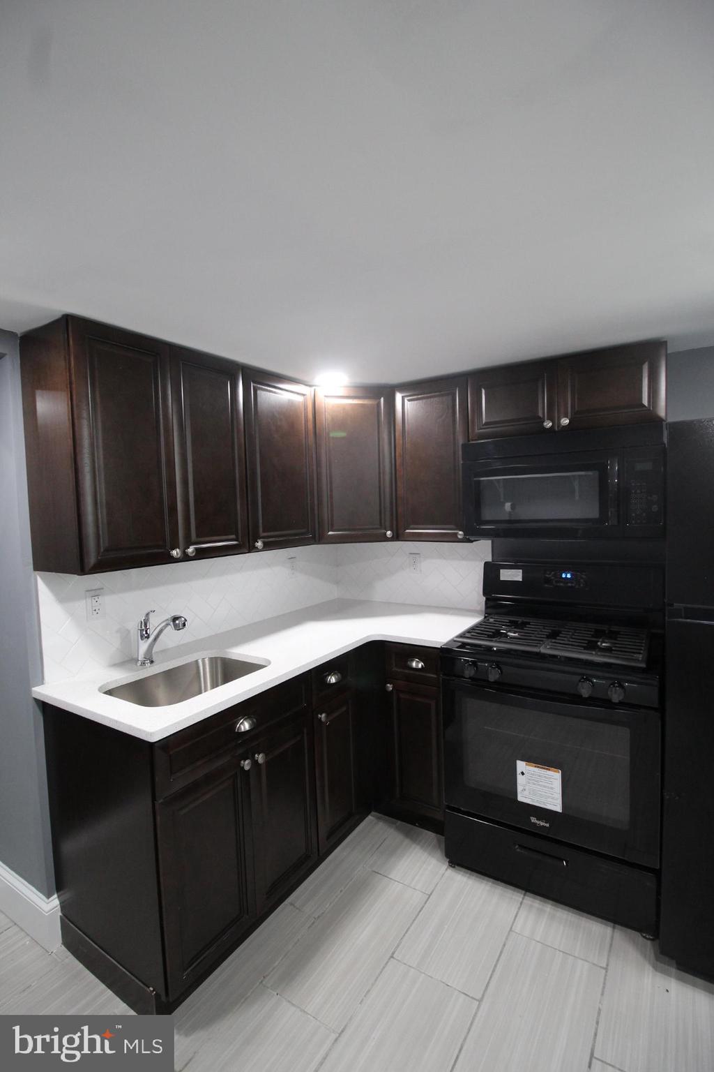 PORT RICHMOND - Residential