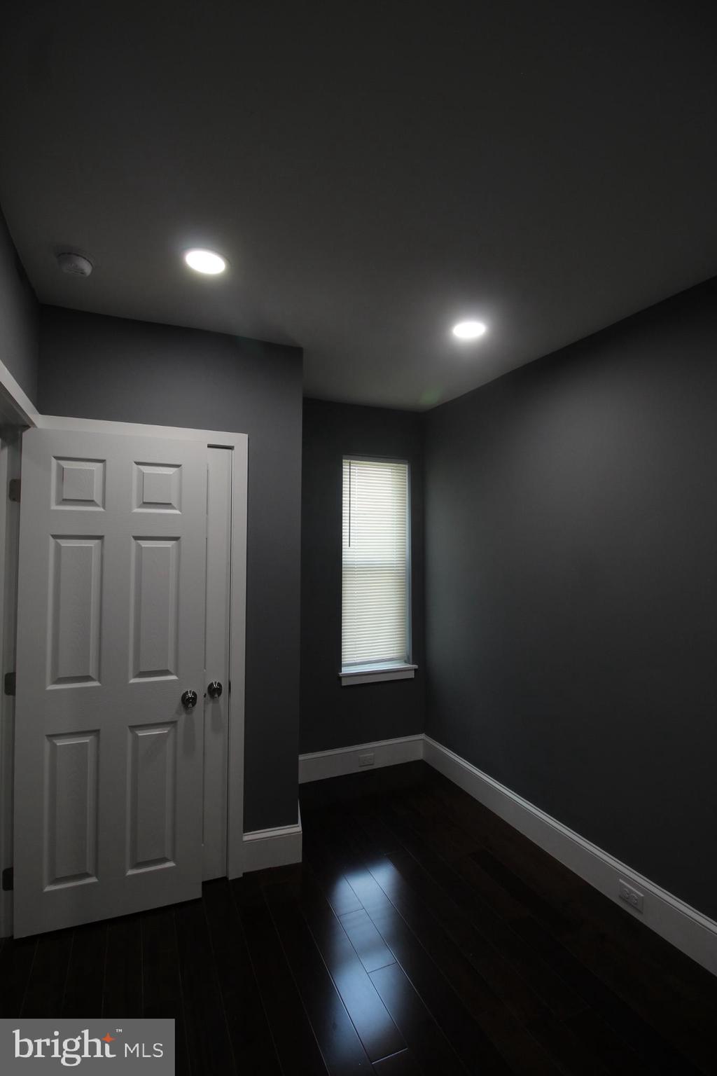 PORT RICHMOND - Residential