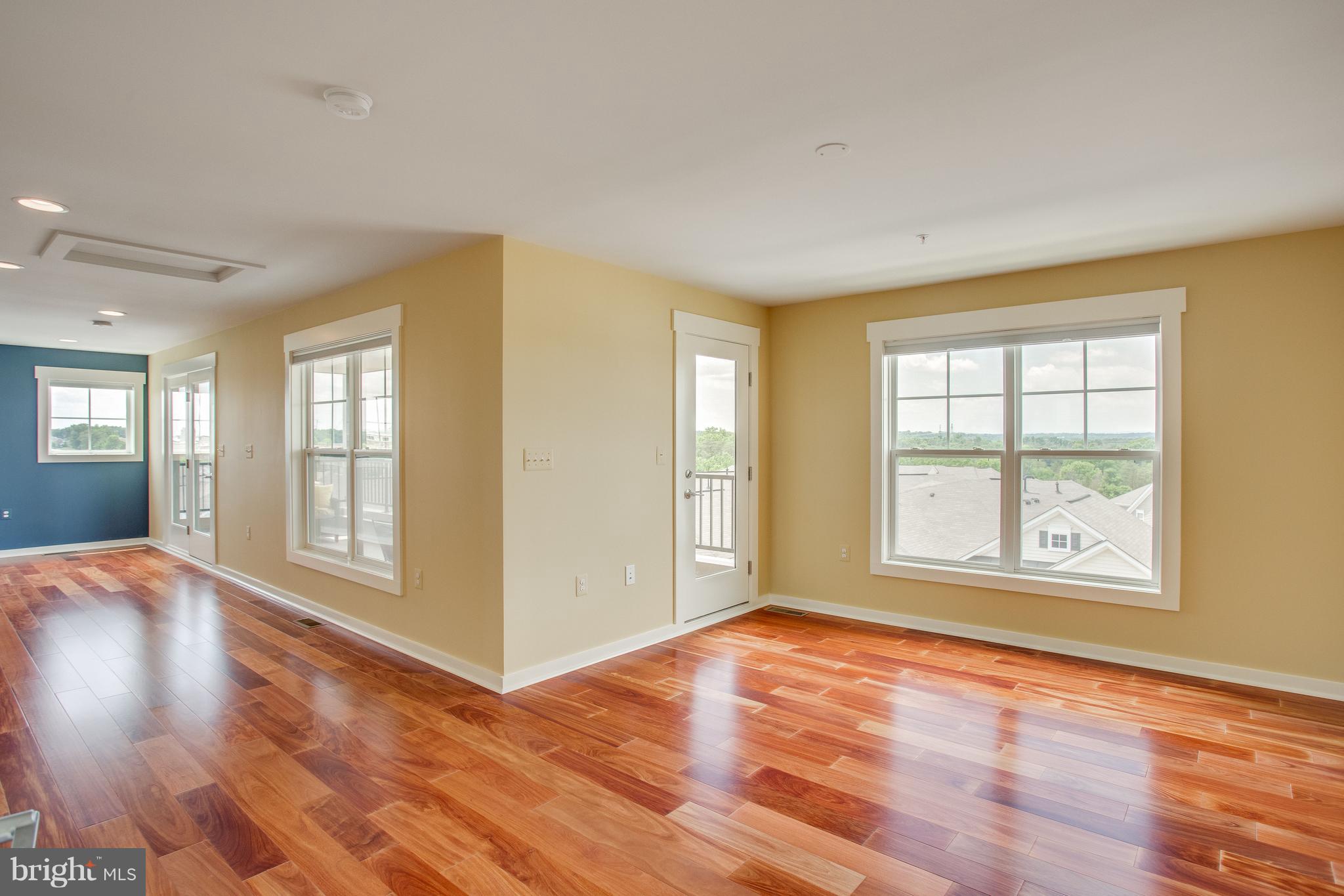 BRAMBLETON OVERLOOK - Residential