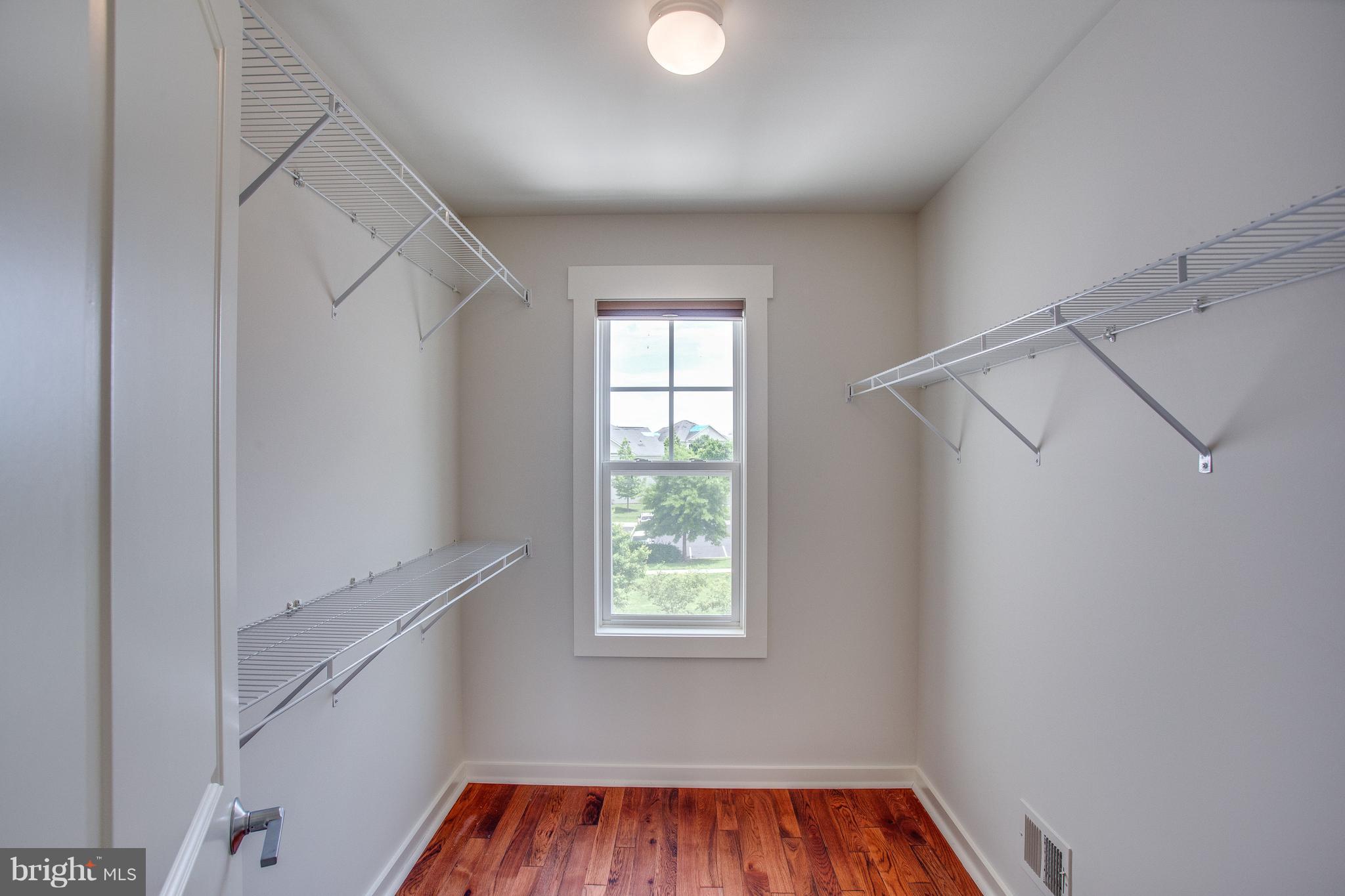 BRAMBLETON OVERLOOK - Residential