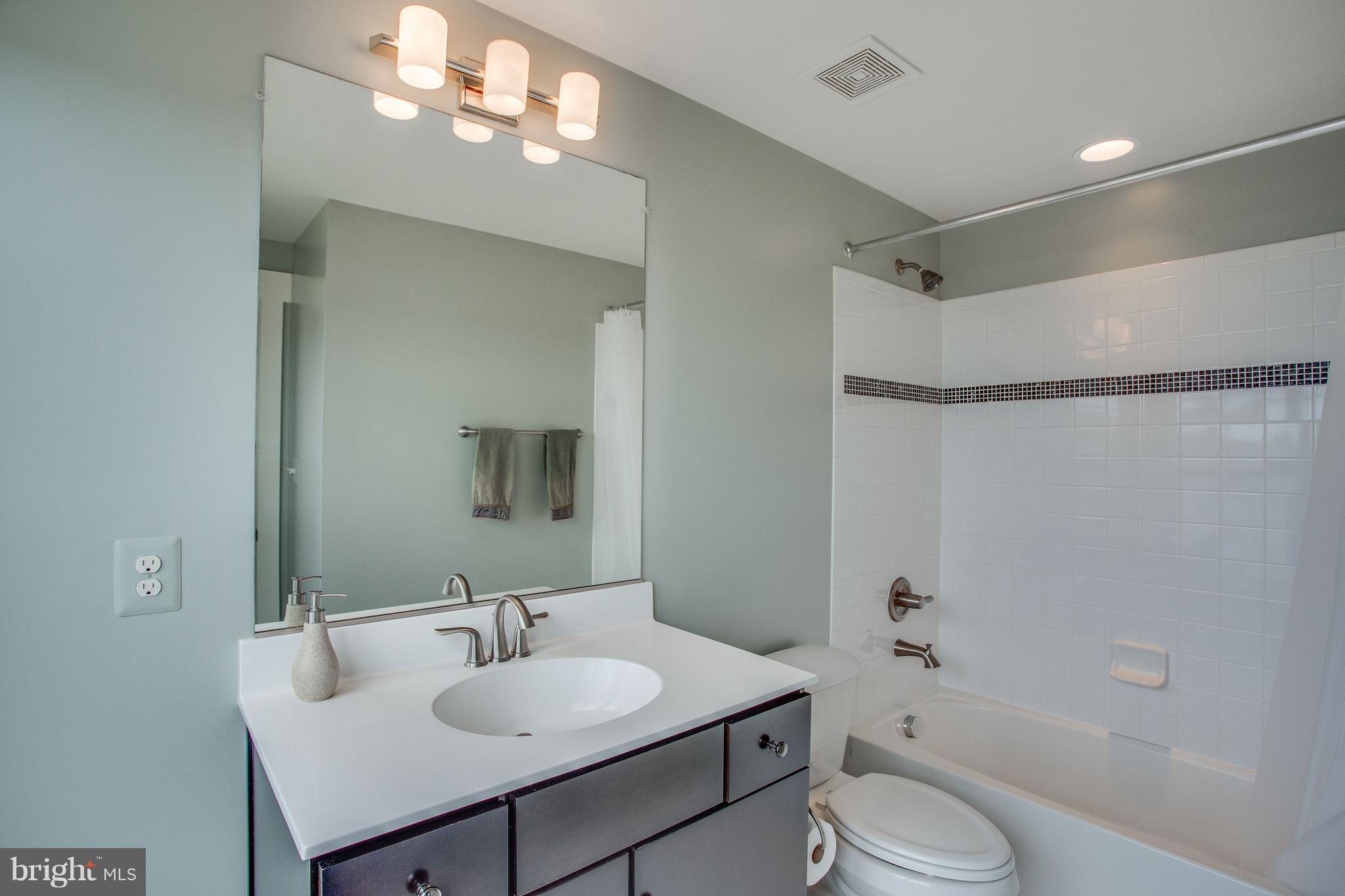 BRAMBLETON OVERLOOK - Residential