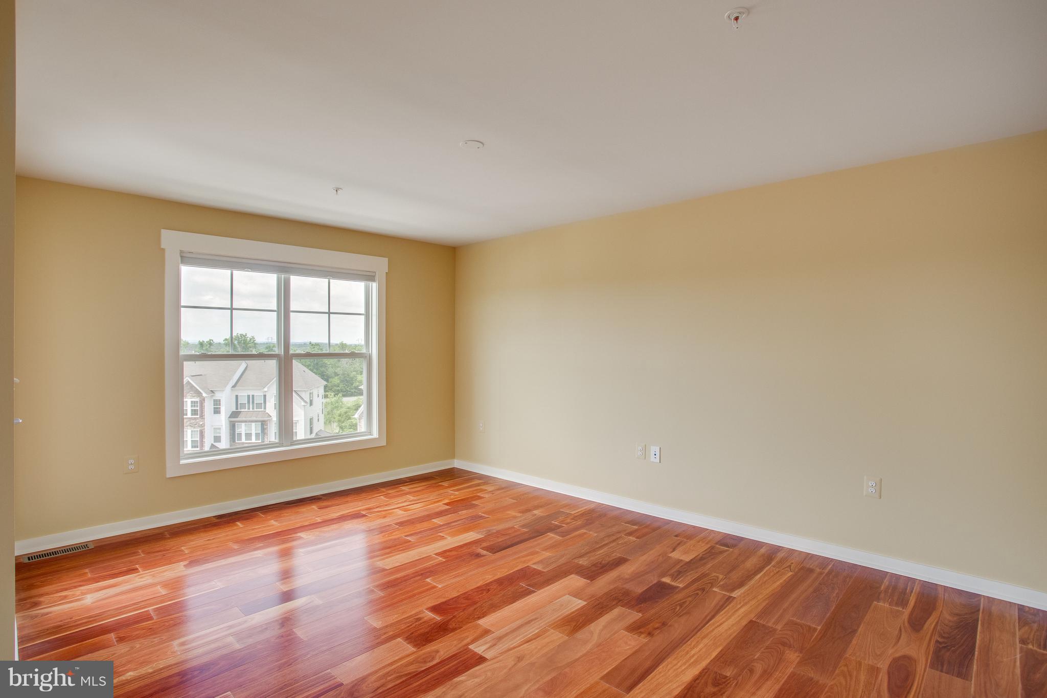 BRAMBLETON OVERLOOK - Residential