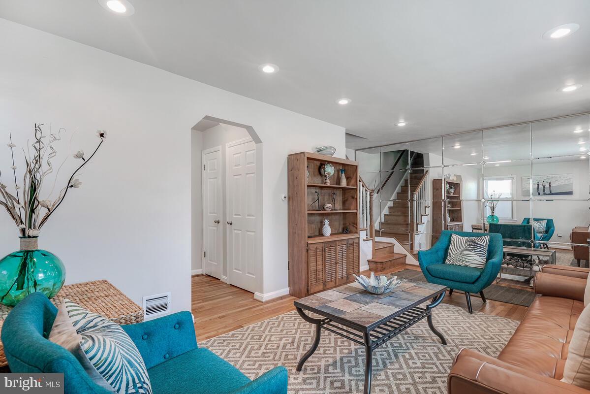 HILLCREST HEIGHTS - Residential