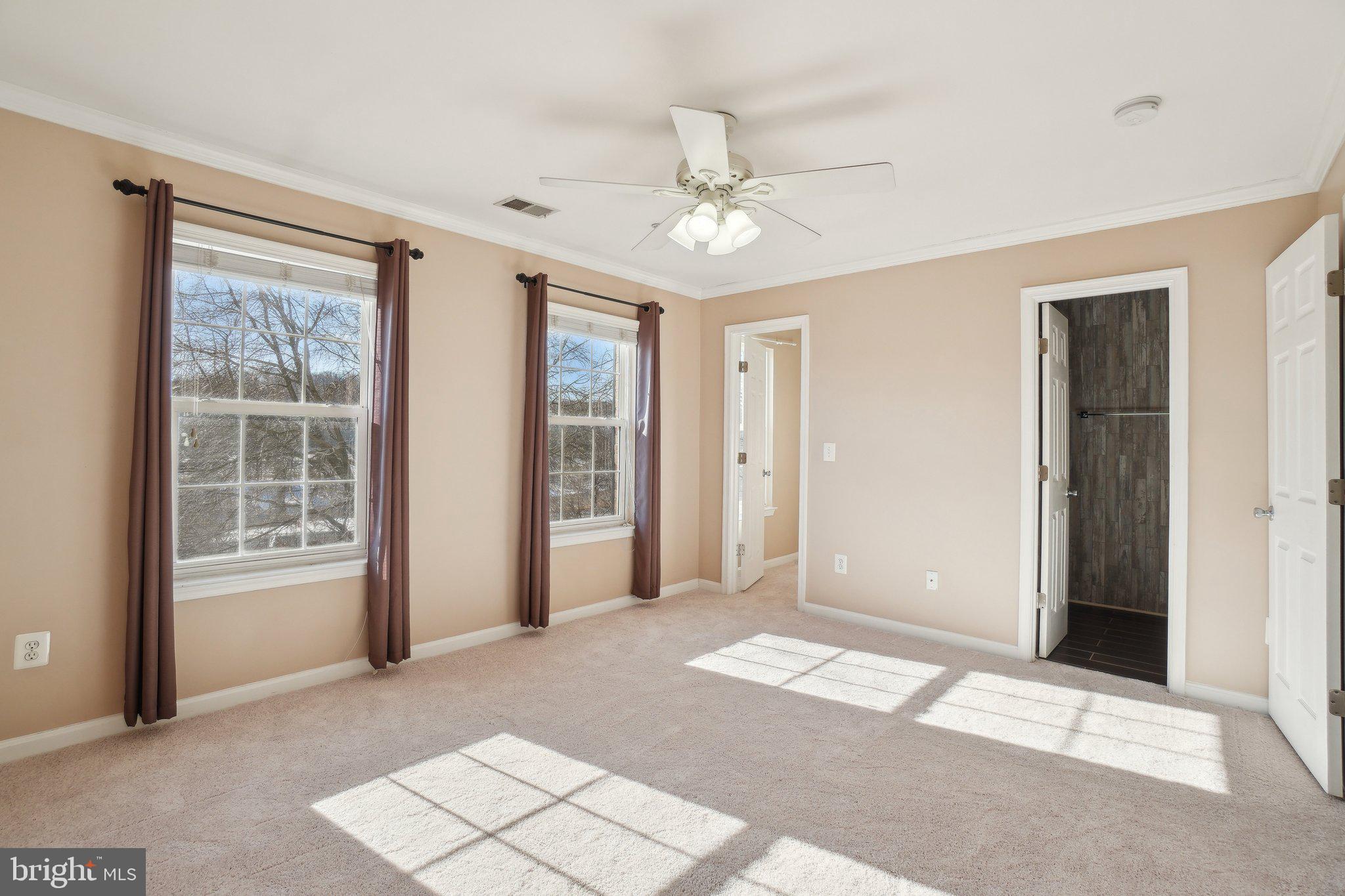 TOWNES AT CAMERON PARKE - Residential