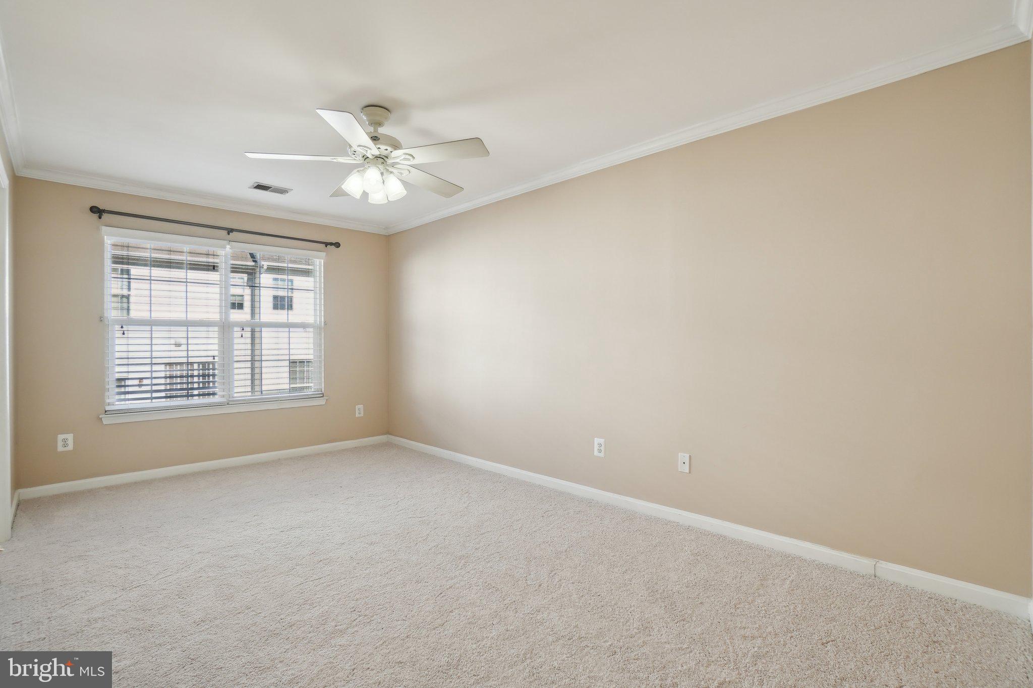 TOWNES AT CAMERON PARKE - Residential