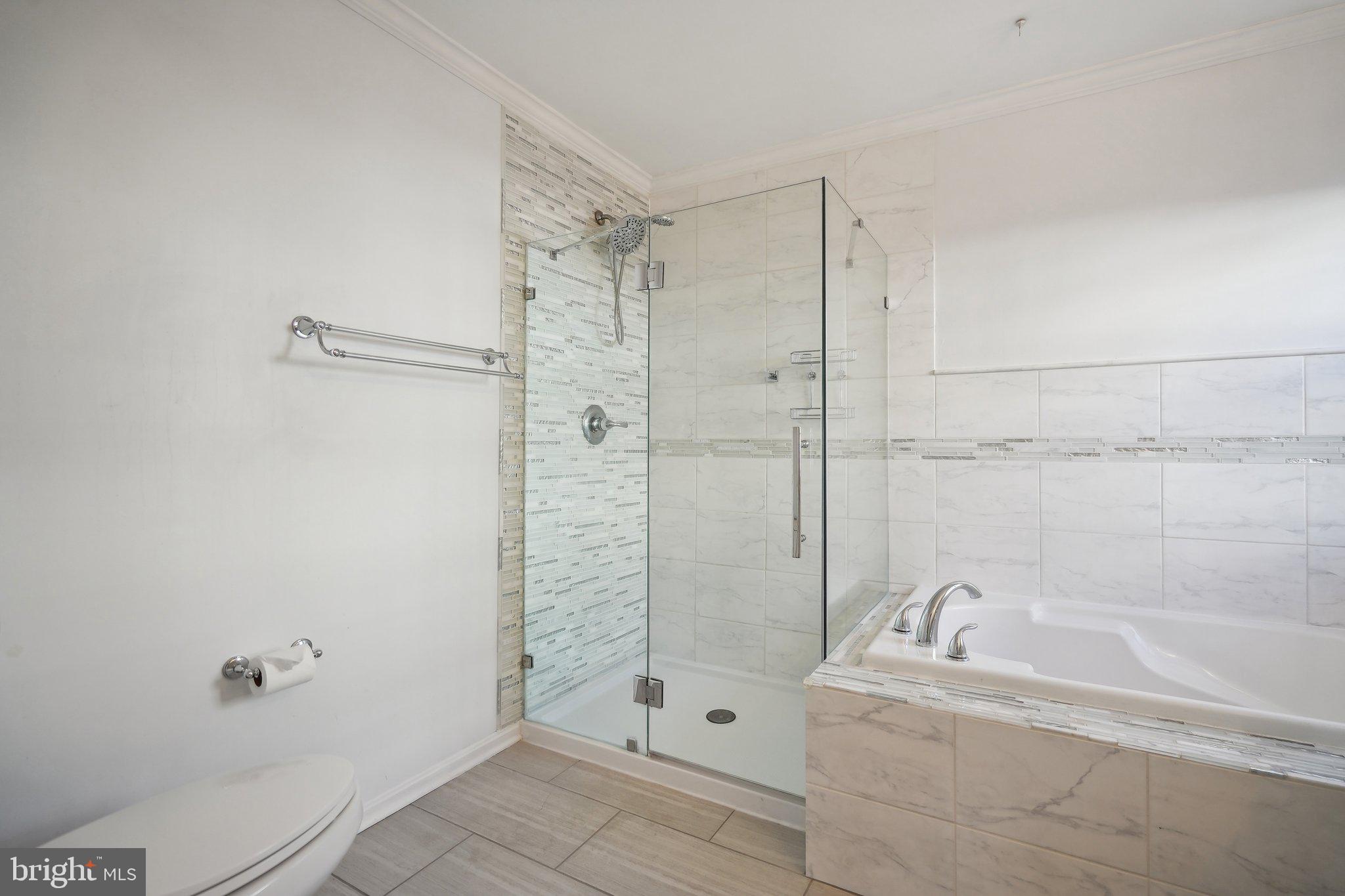 TOWNES AT CAMERON PARKE - Residential