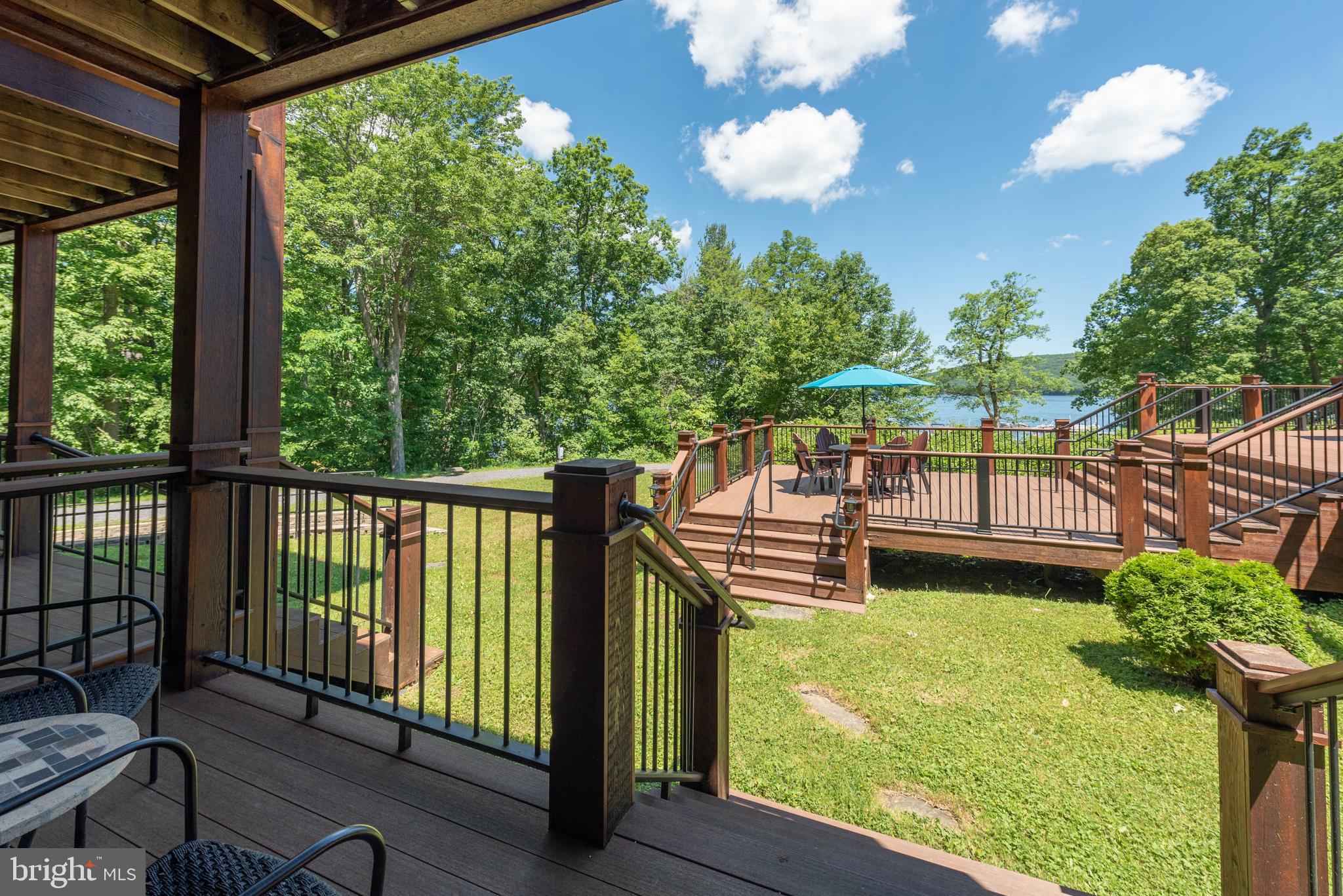 SILVER TREE SUITES - Residential