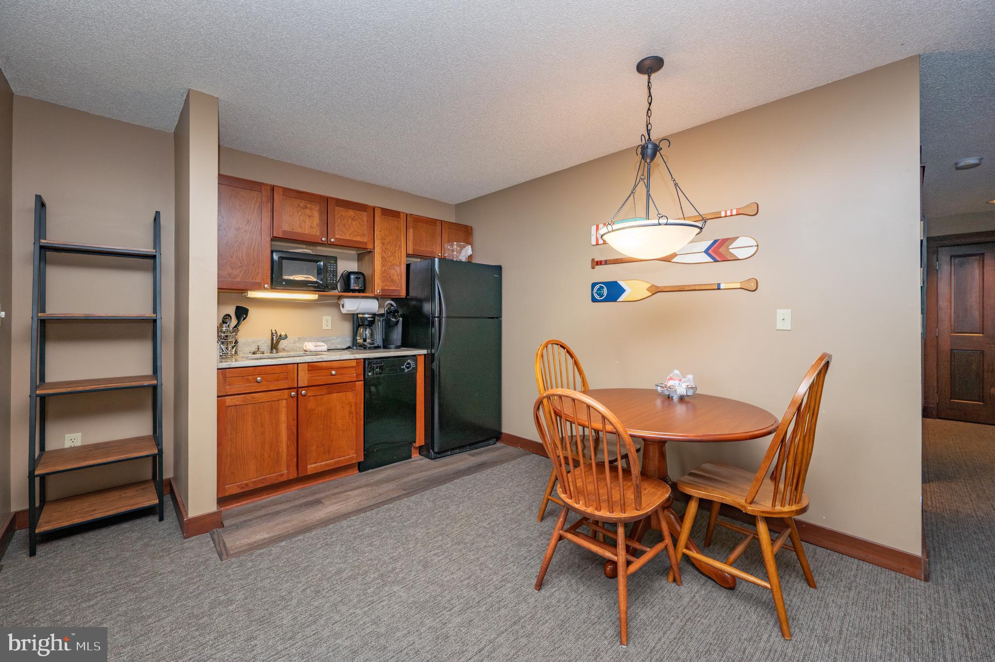 SILVER TREE SUITES - Residential