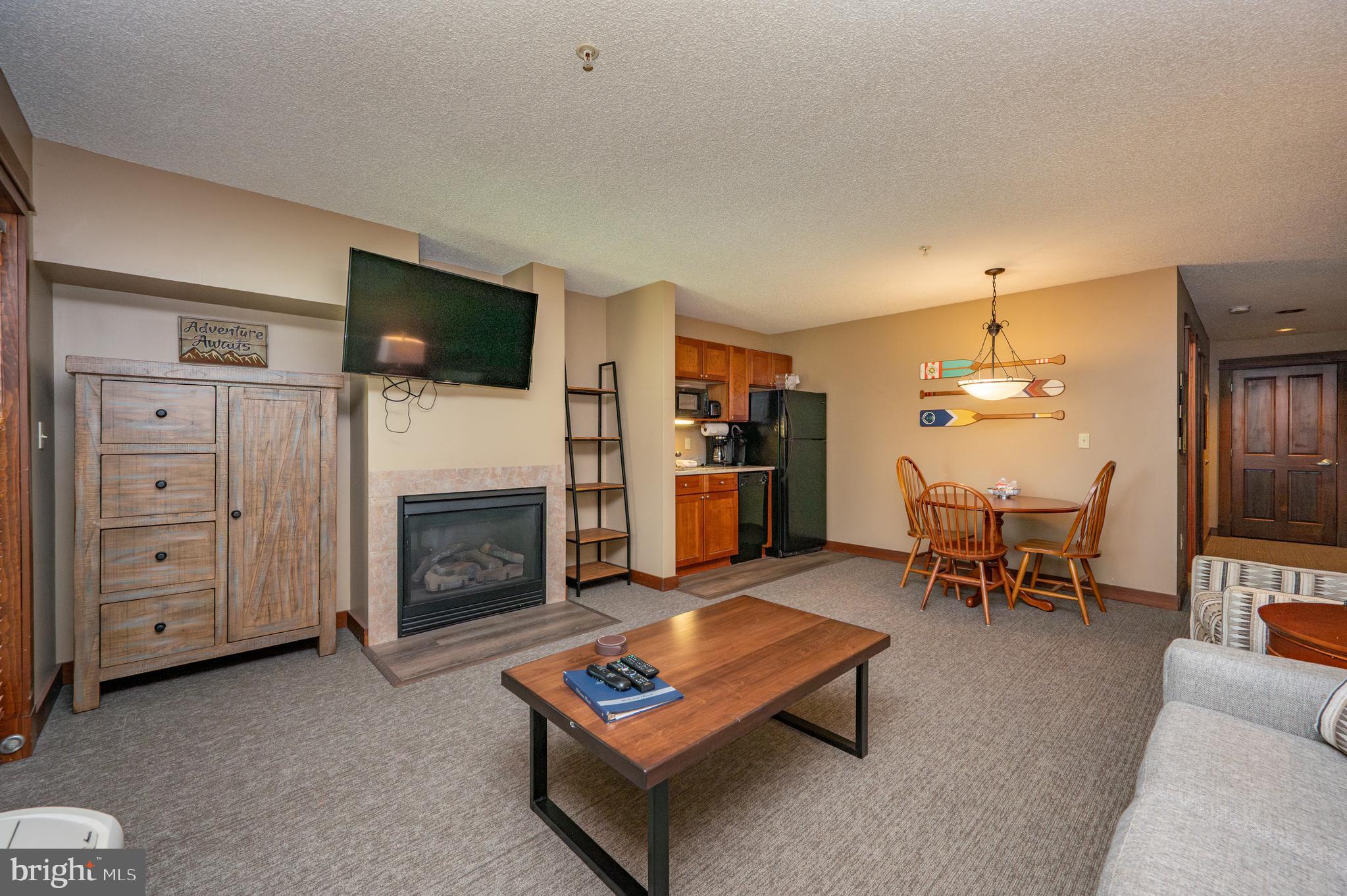 SILVER TREE SUITES - Residential