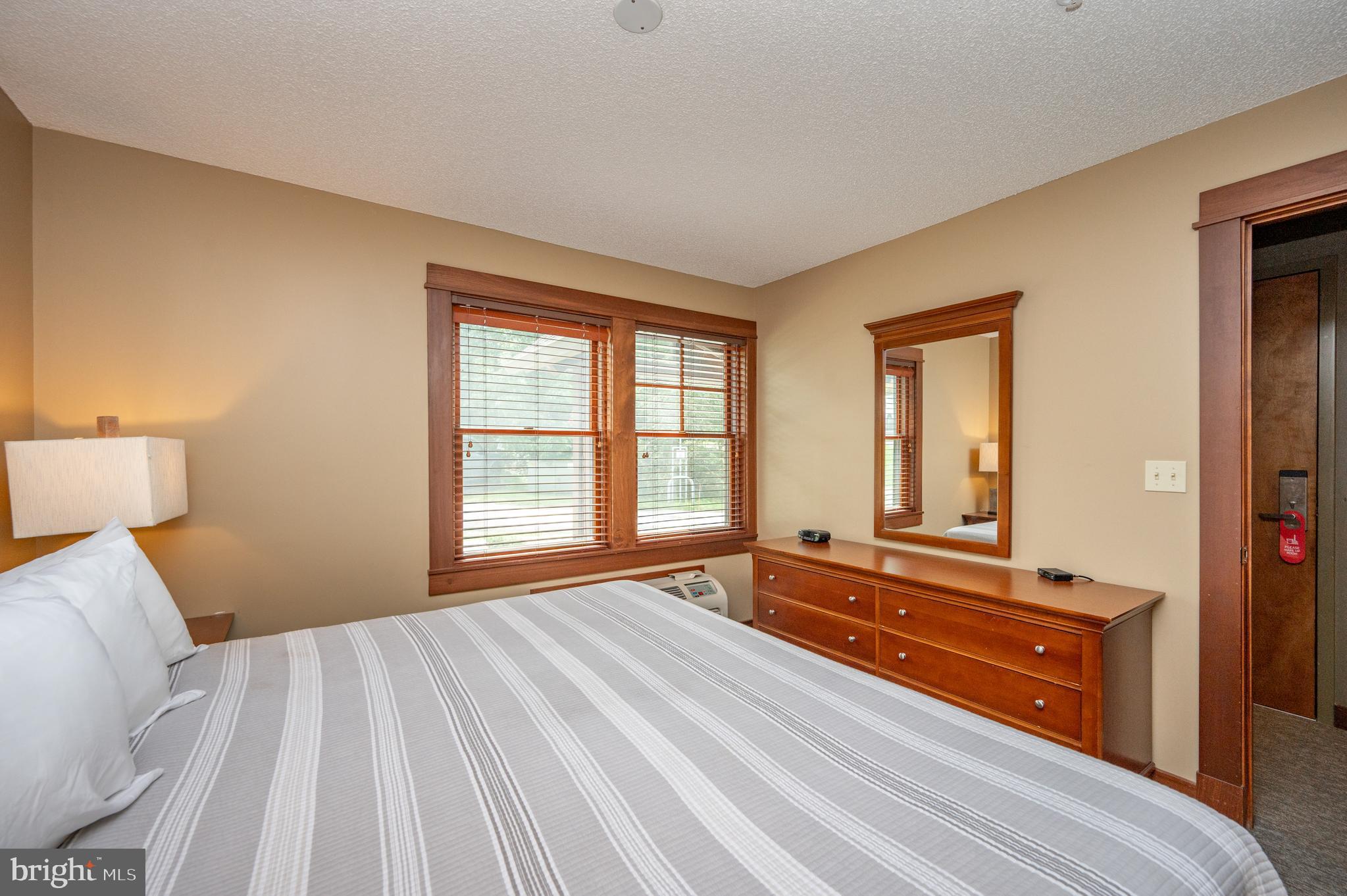 SILVER TREE SUITES - Residential