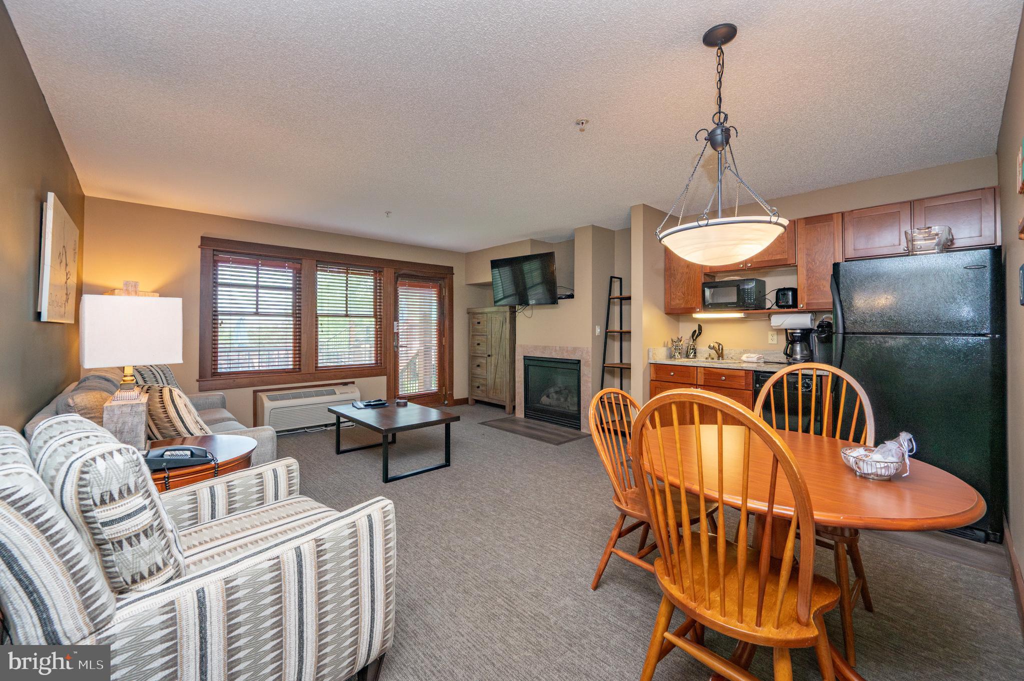 SILVER TREE SUITES - Residential