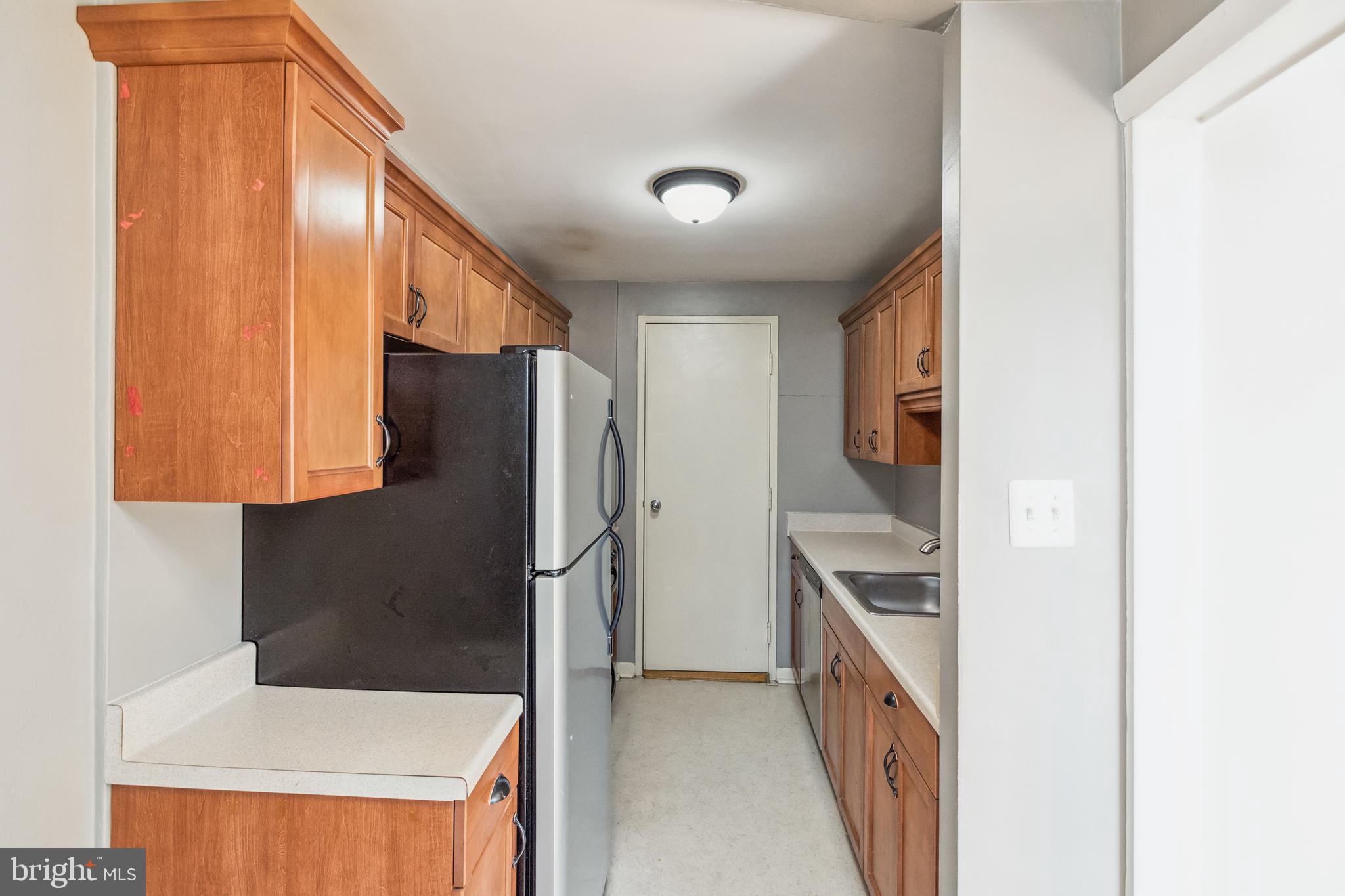 GROSVENOR PARK - Residential Lease