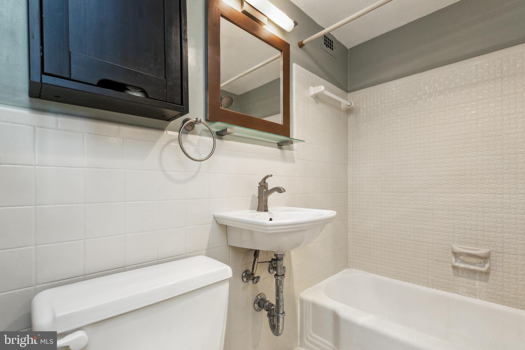 GROSVENOR PARK - Residential Lease