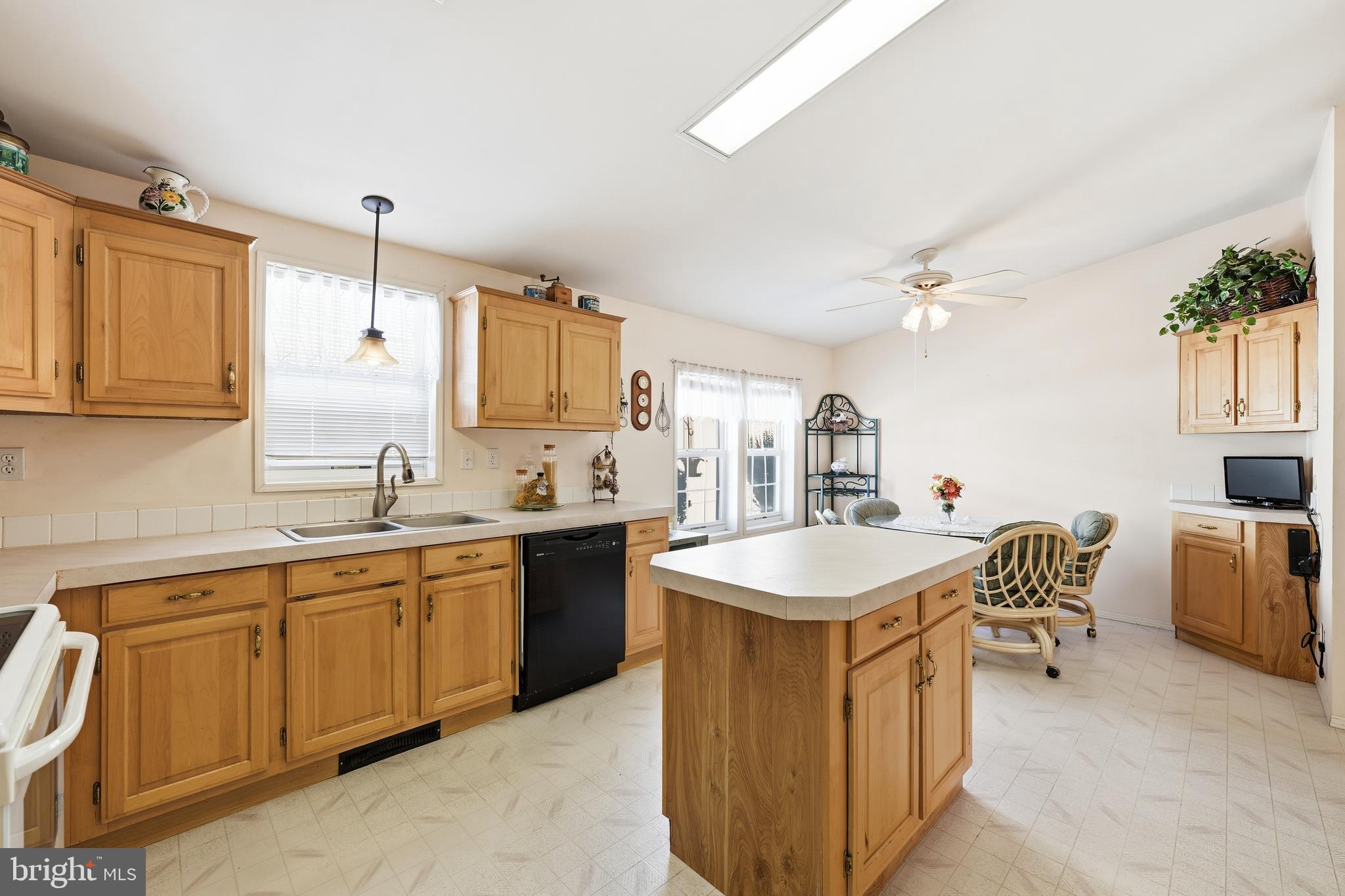 BUCKINGHAM SPRINGS - Residential