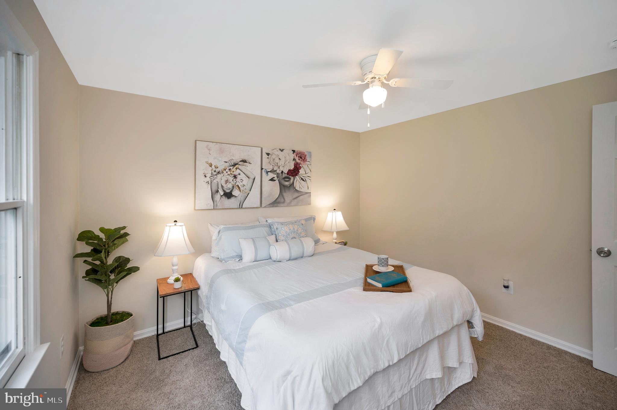 NORTHRIDGE - Residential