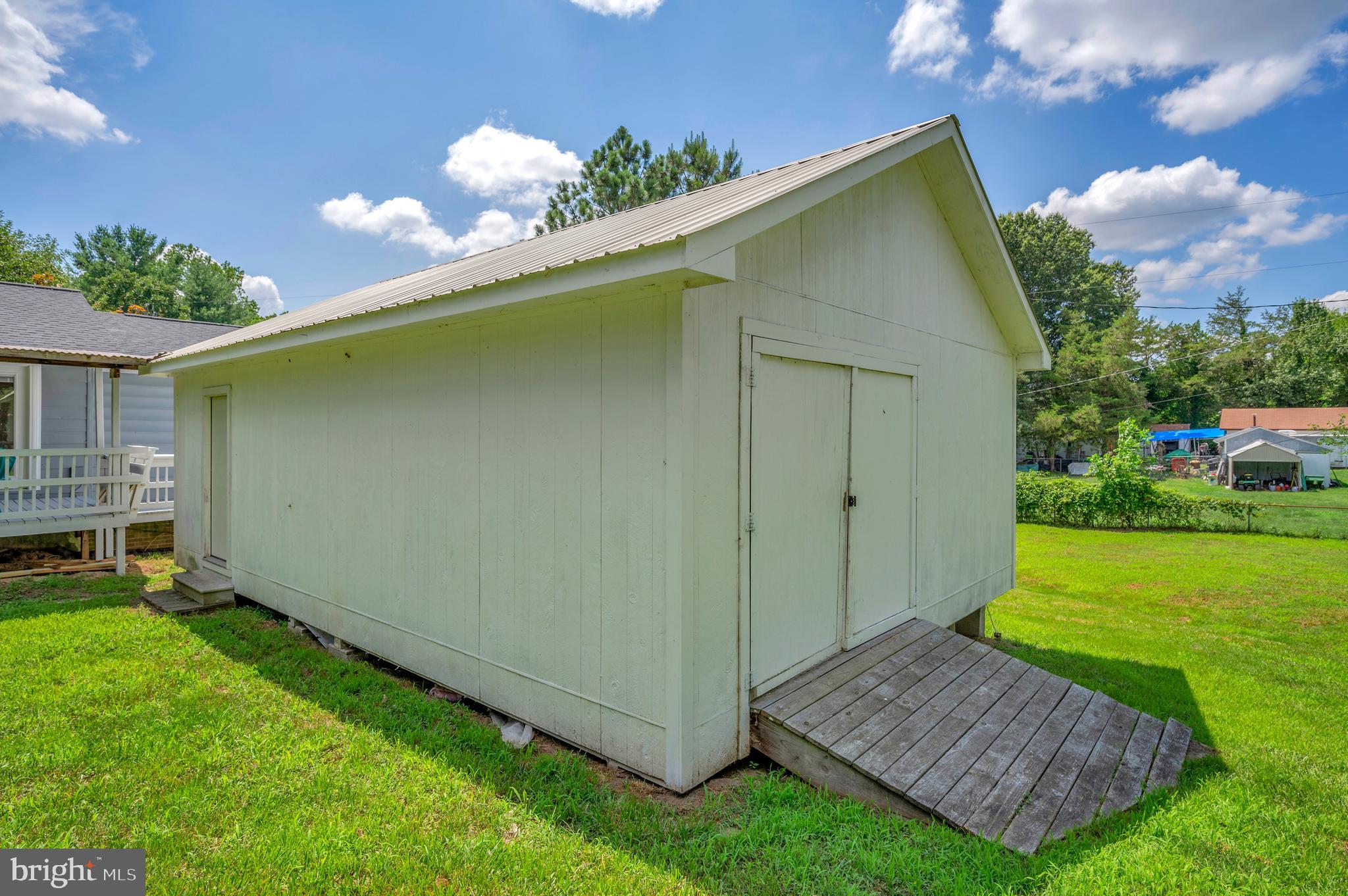 NORTHRIDGE - Residential