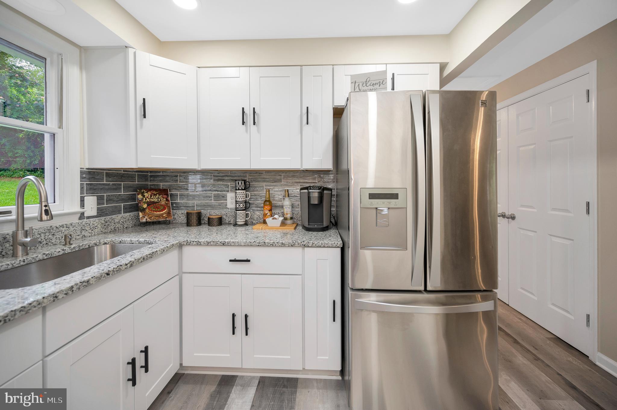 NORTHRIDGE - Residential