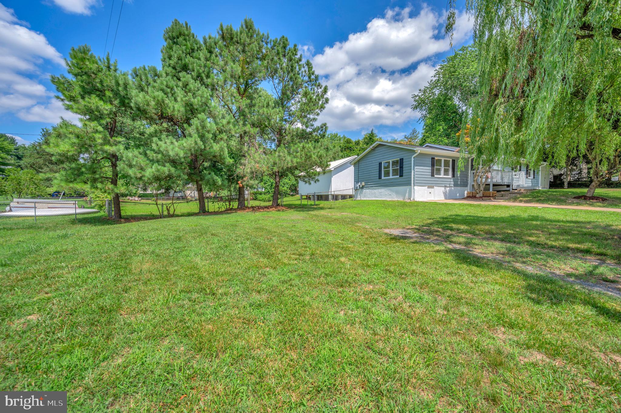 NORTHRIDGE - Residential