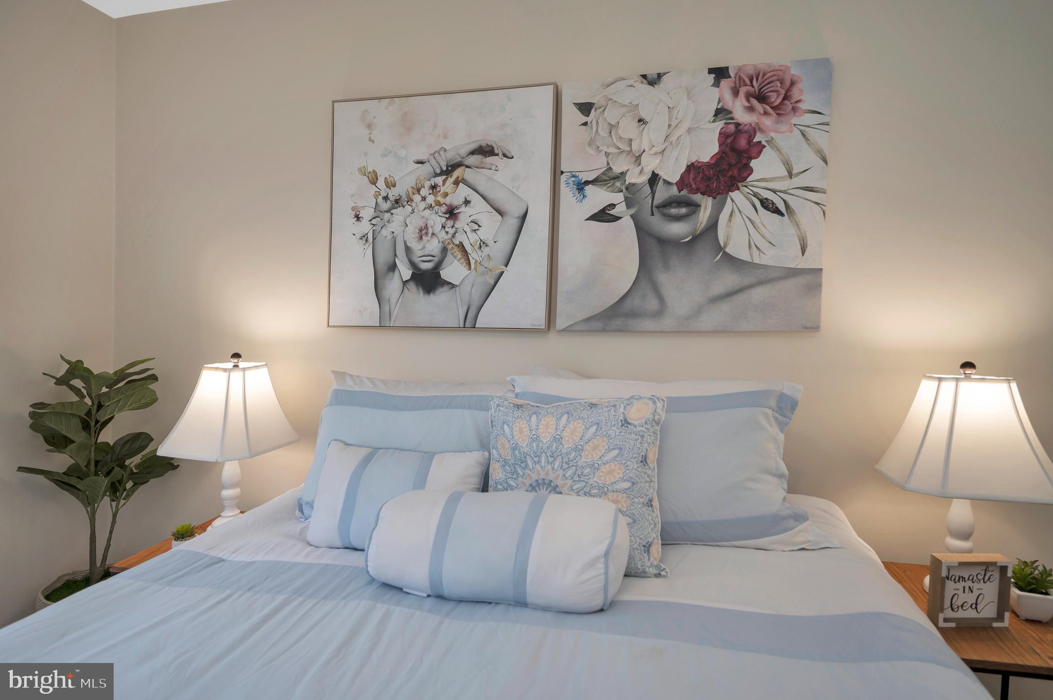 NORTHRIDGE - Residential