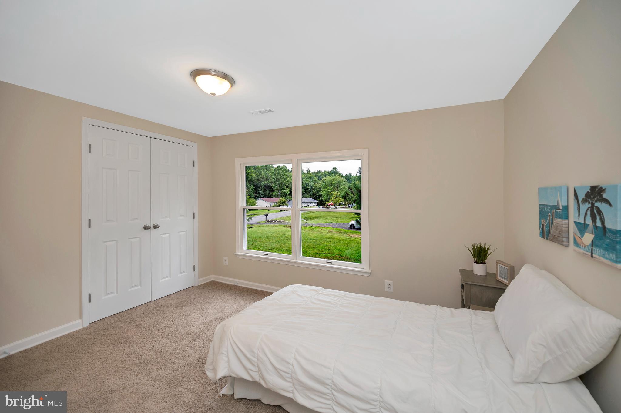 NORTHRIDGE - Residential