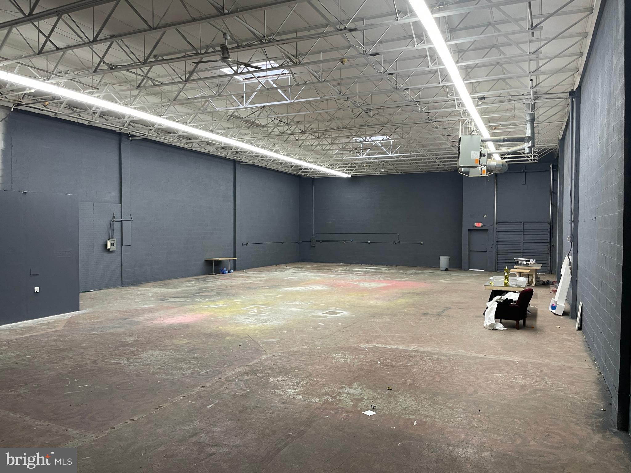 HYATTSVILLE - Commercial Lease