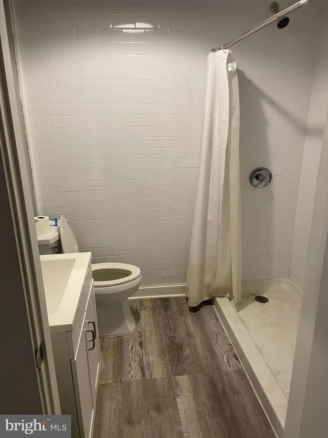 HYATTSVILLE - Commercial Lease