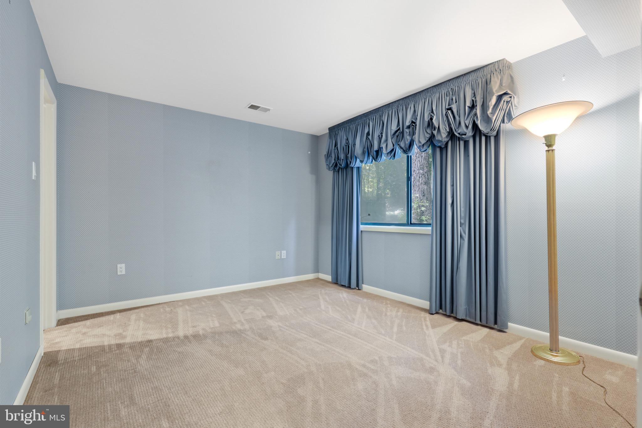 THE WOODS - Residential