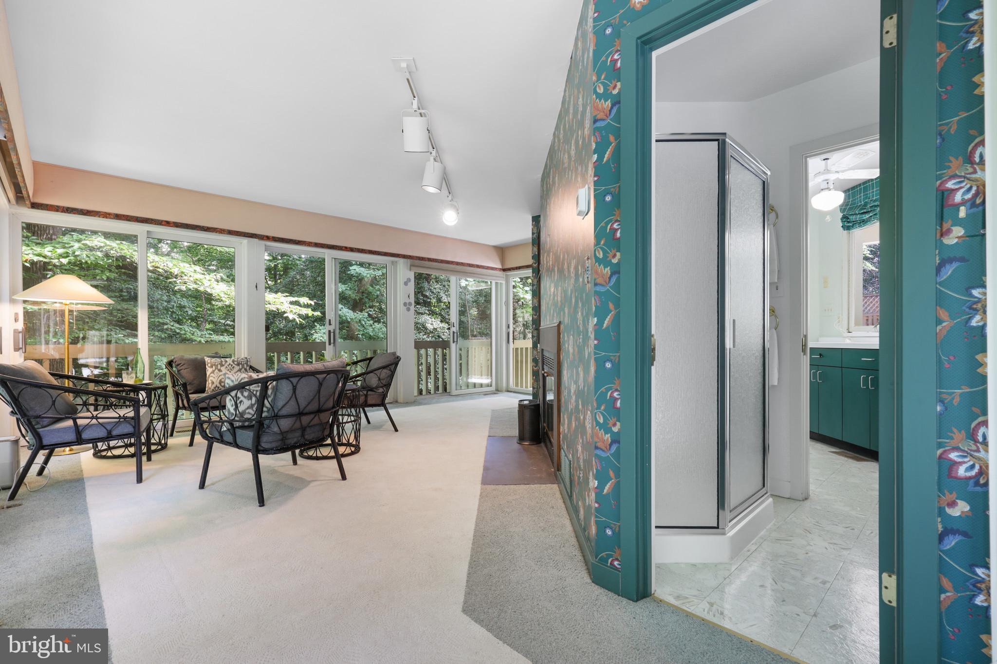 THE WOODS - Residential